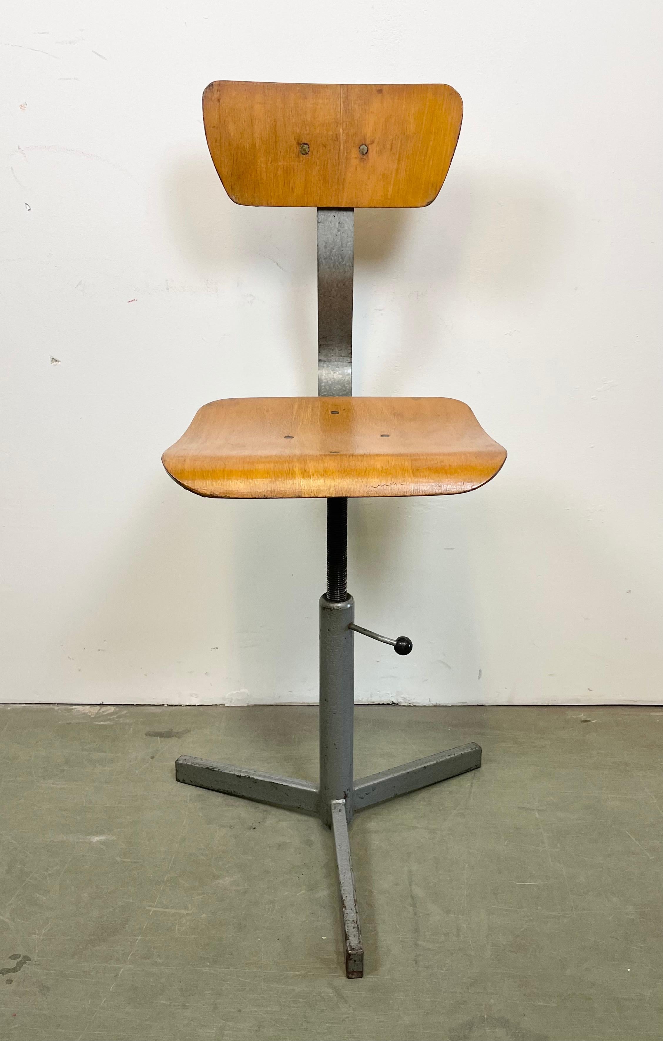 Industrial Workshop Swivel Chair, 1960s For Sale 6