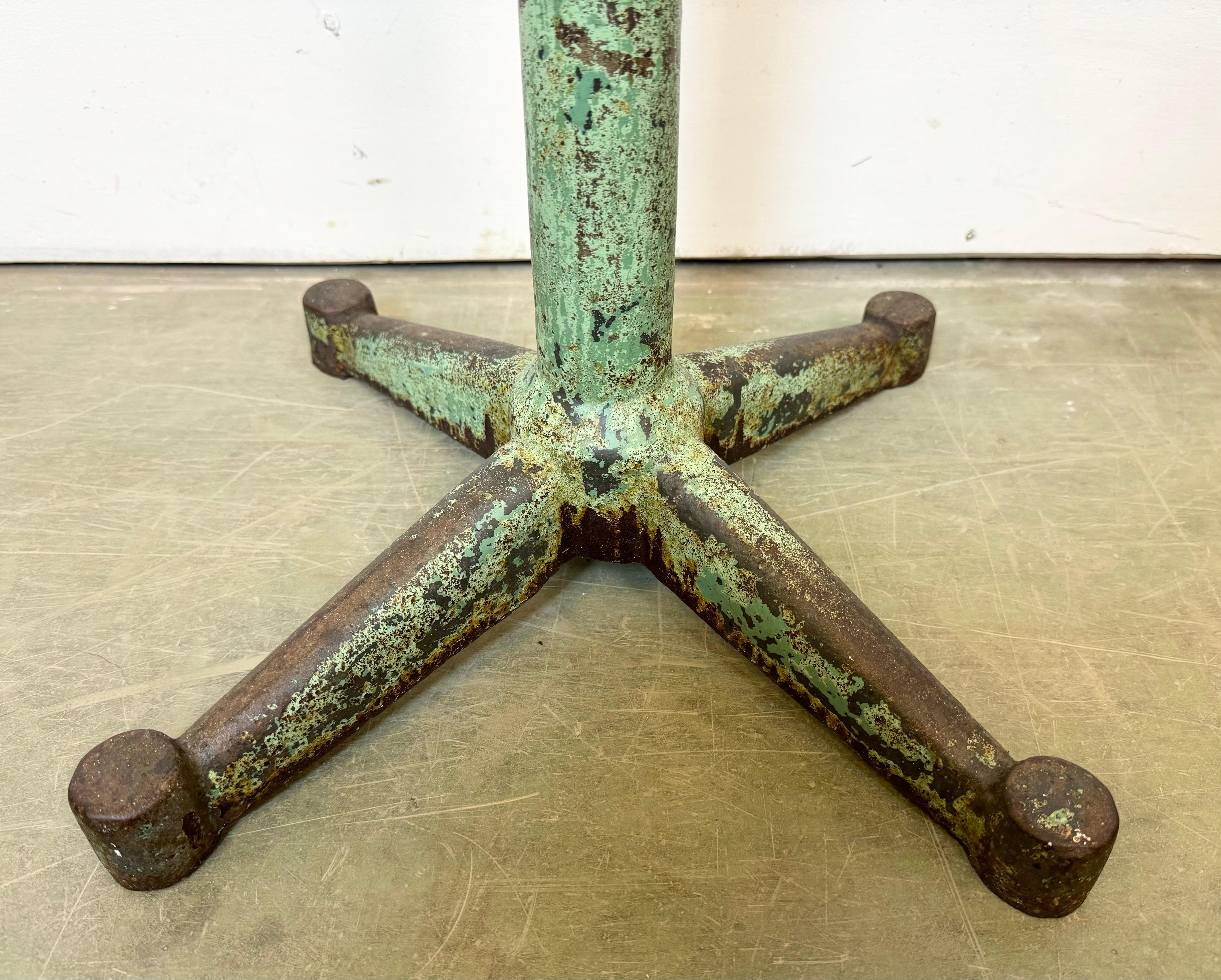 Industrial Workshop Swivel Stool, 1960s In Good Condition In Kojetice, CZ