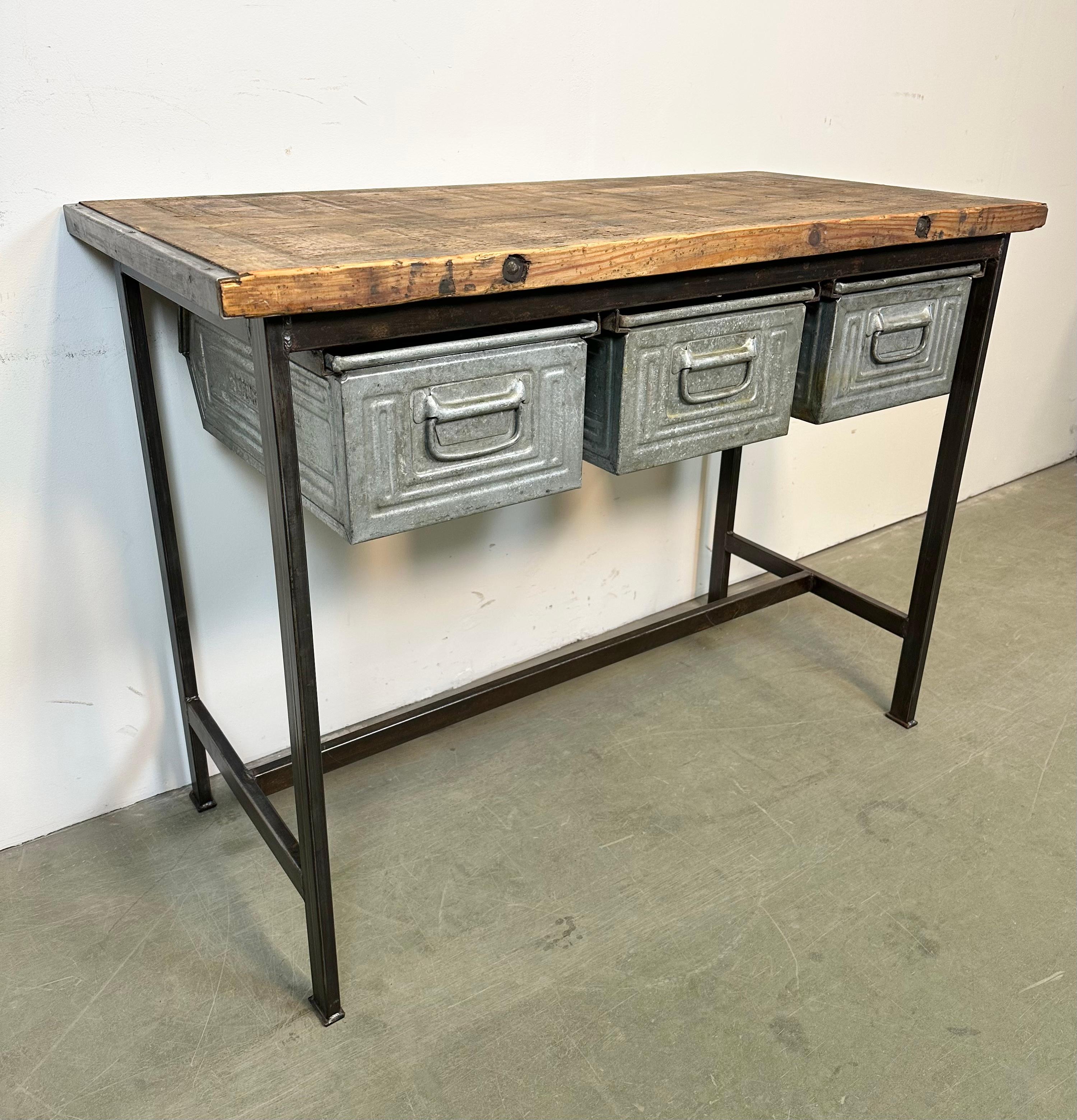 Industrial Worktable with Three Iron Drawers, 1960s For Sale 1