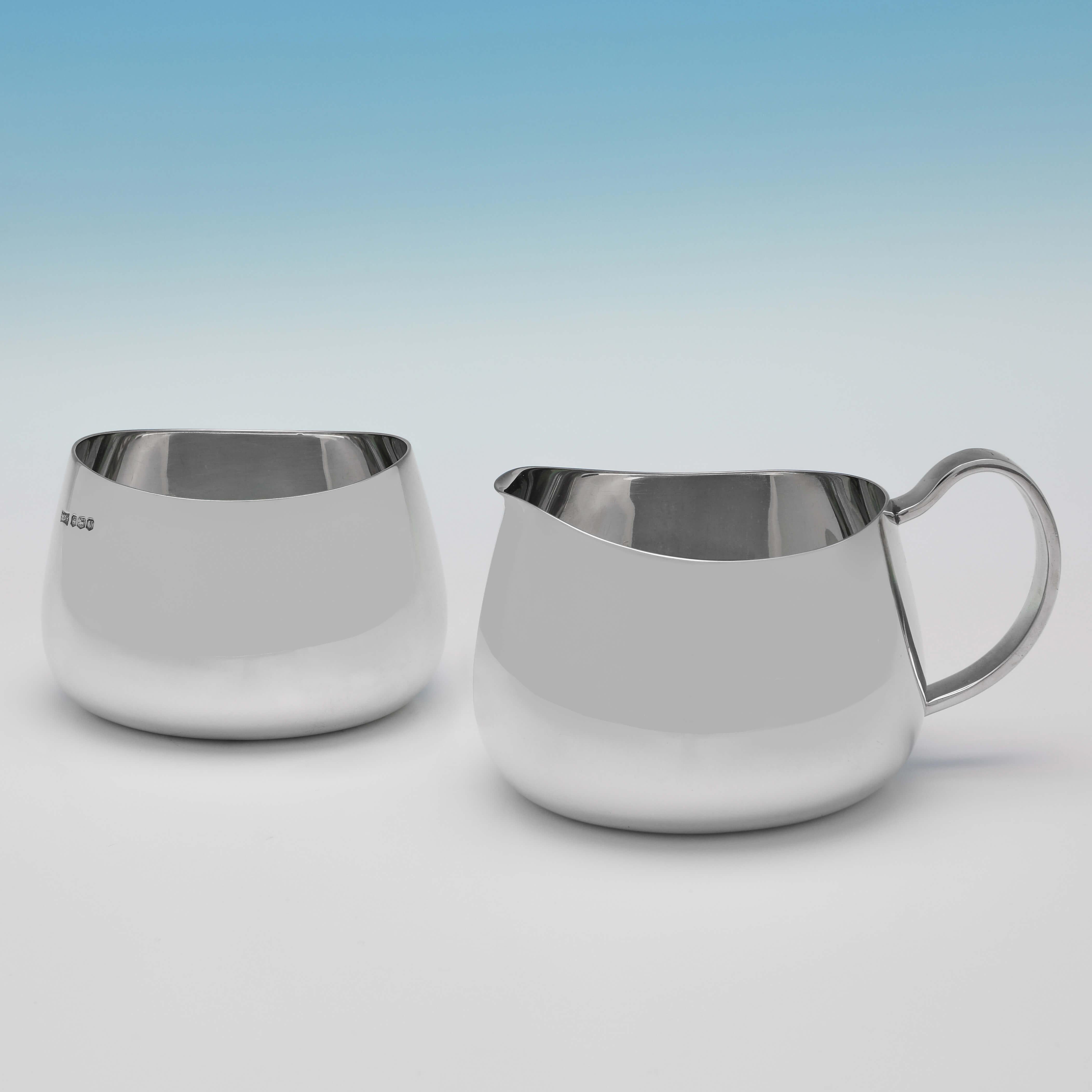 Industrialist Design 'Pride Pattern' Sterling Silver Tea Set, David Mellor, 1967 In Good Condition In London, London