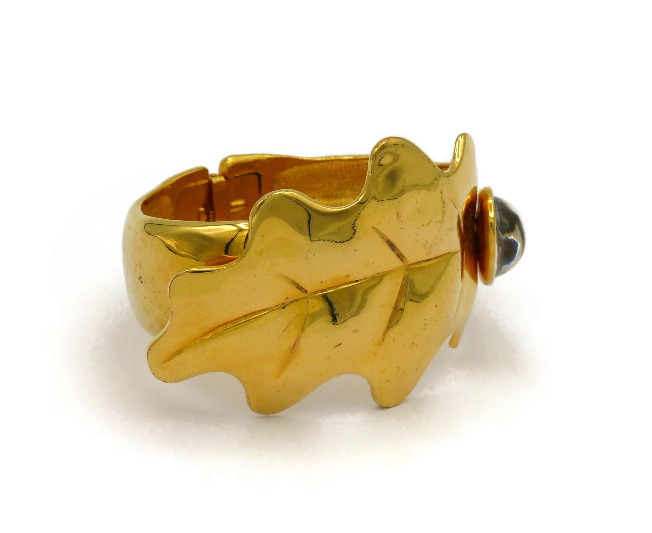 INES DE LA FRESSAGE Vintage Gold Tone Oak Leaf Clamper Bracelet For Sale 4
