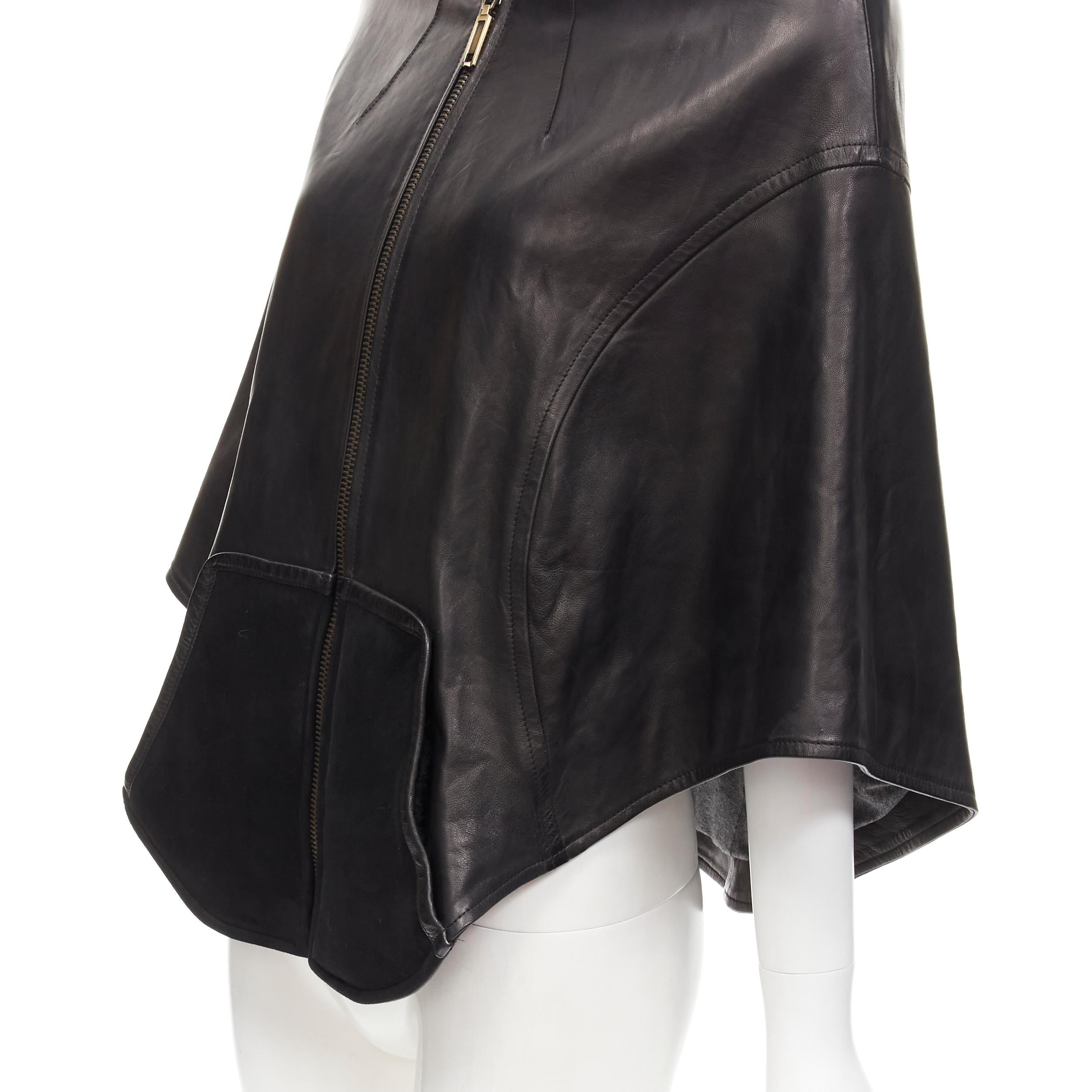 INES ET MARECHAL black lambskin leather shearling hood circle cape IT38 XS
Brand: Ines et Marechal
Material: Leather
Color: Black
Pattern: Solid
Closure: Zip
Extra Detail: Black genuine lambskin leather. Suede and shearling lined hood. Zip front