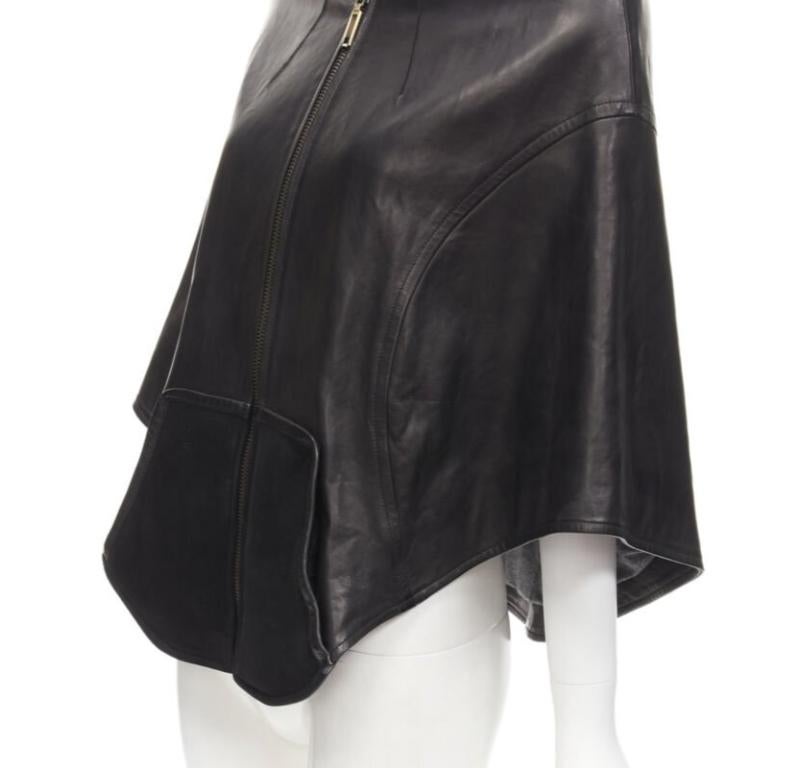INES ET MARECHAL cape à capuche cercle en cuir d'agneau noir avec capuche en peau de mouton IT38 XS
Référence : ANWU/A01025
Marque : Ines et Marechal
MATERIAL : Cuir
Couleur : Noir
Motif : Solide
Fermeture : Zip
Doublure :  Cuir de mouton
Détails