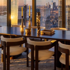 Sedia Ines White in legno di frassino tinto tabacco di Pacini & Cappellini