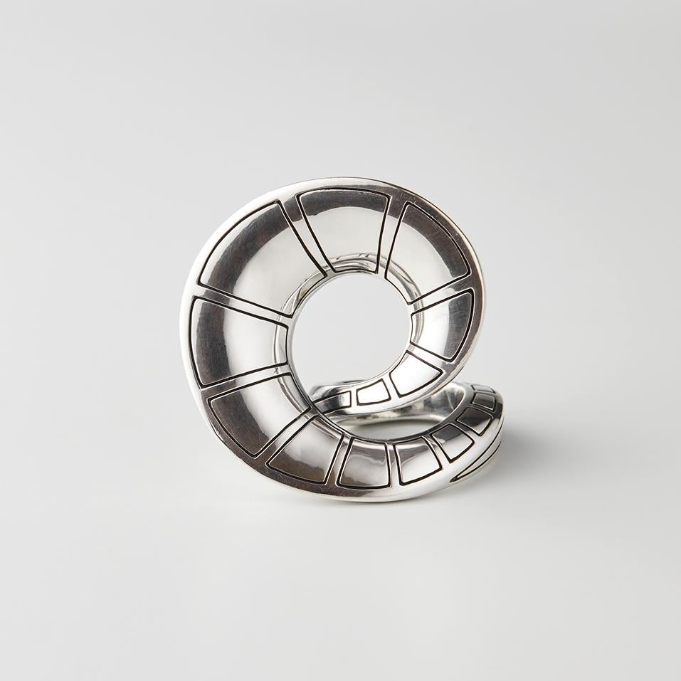 Modern Infini, Sculpture Ring