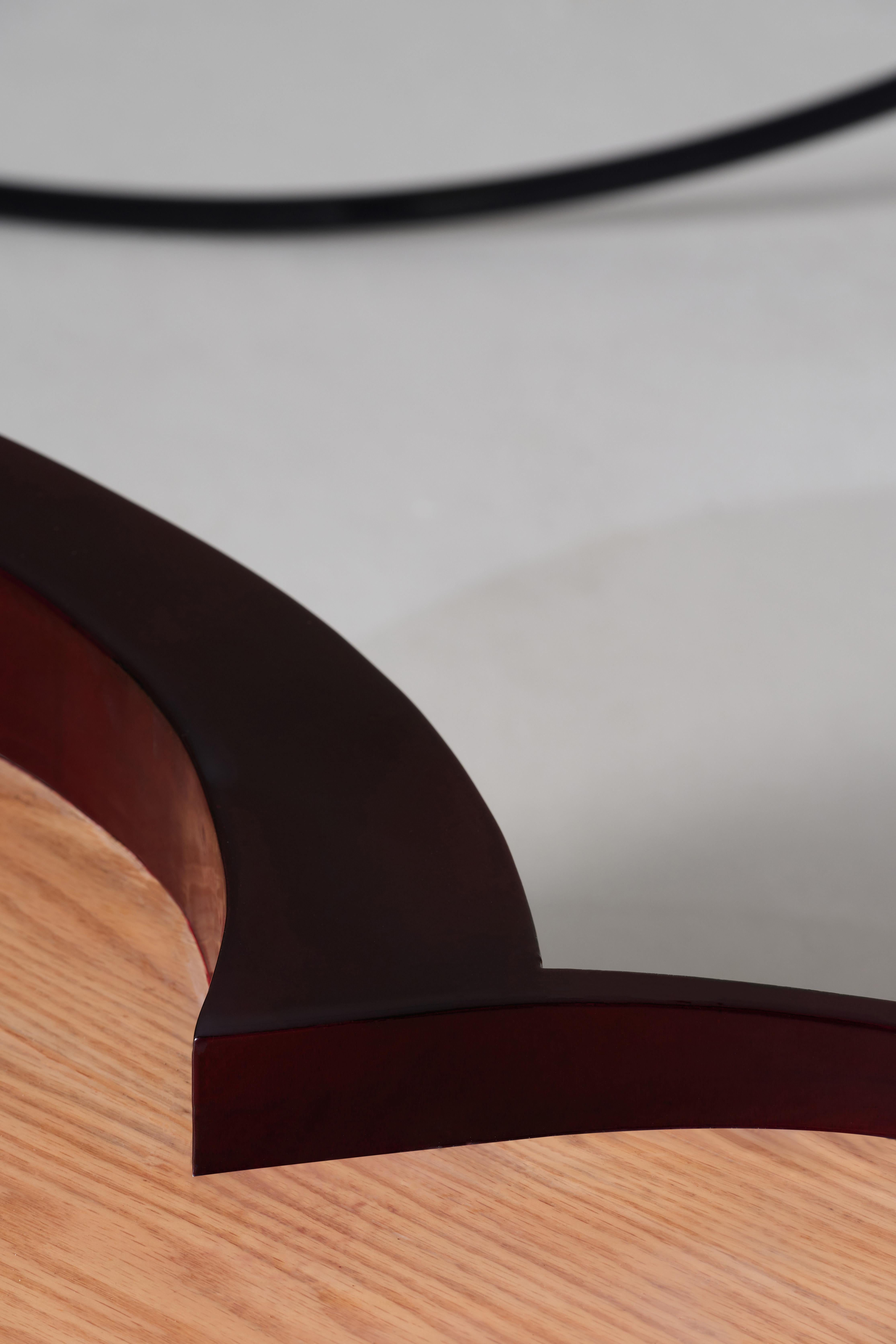 Chinois Table à thé Infinite en bois massif de Oak Oak et laque dégradée par Artempo en vente