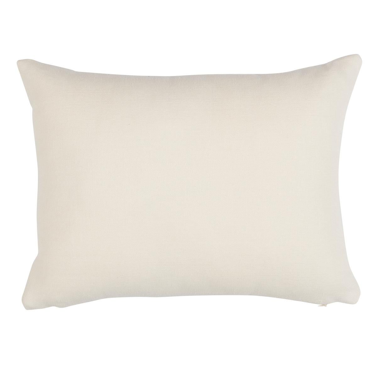 This pillow features Infinito Indoor/Outdoor Trim with a knife edge finish. With its interesting, interlocking loop motif, Infinito Indoor/Outdoor Trim is a versatile, transitional trim that is as stylish as it is practical. Body of pillow is