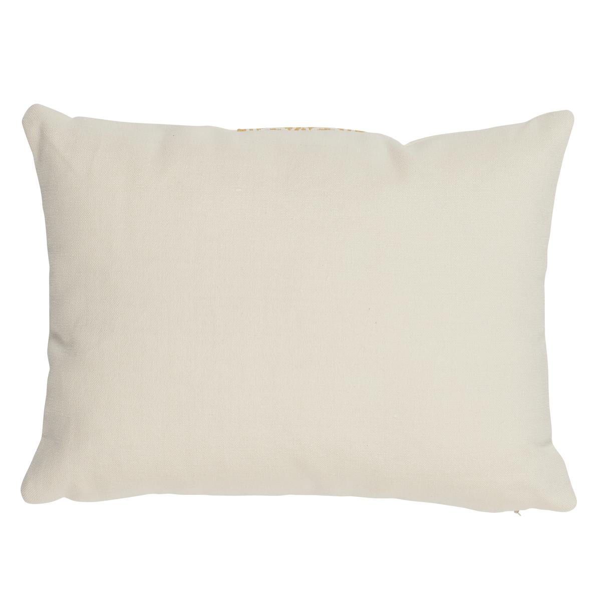 This pillow features Infinito Indoor/Outdoor Trim with a knife edge finish. With its interesting, interlocking loop motif, Infinito Indoor/Outdoor Trim is a versatile, transitional trim that is as stylish as it is practical. Body of pillow is