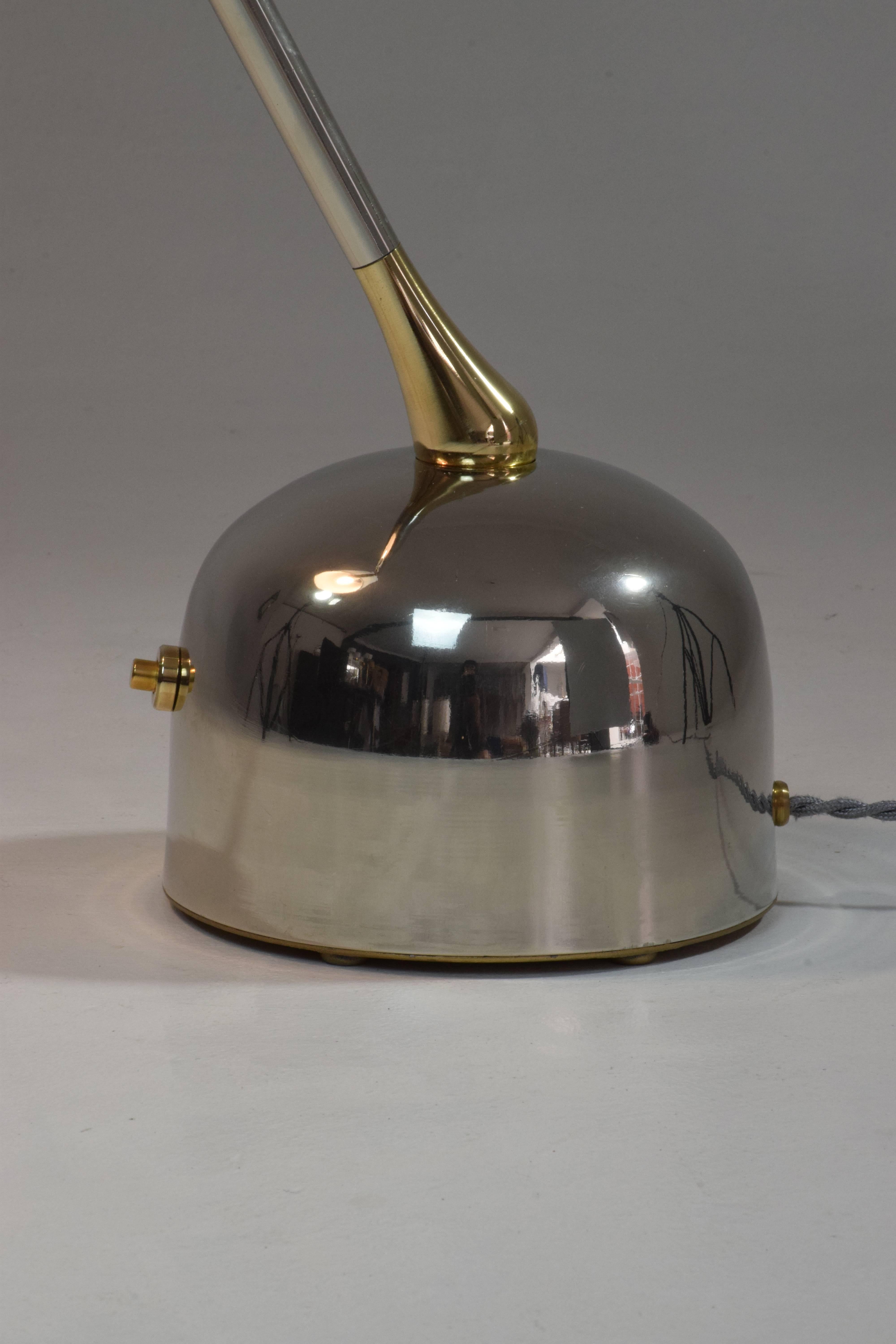 Infinitus-V Contemporary Articulating Brass Table Lamp, Flow Collection 3