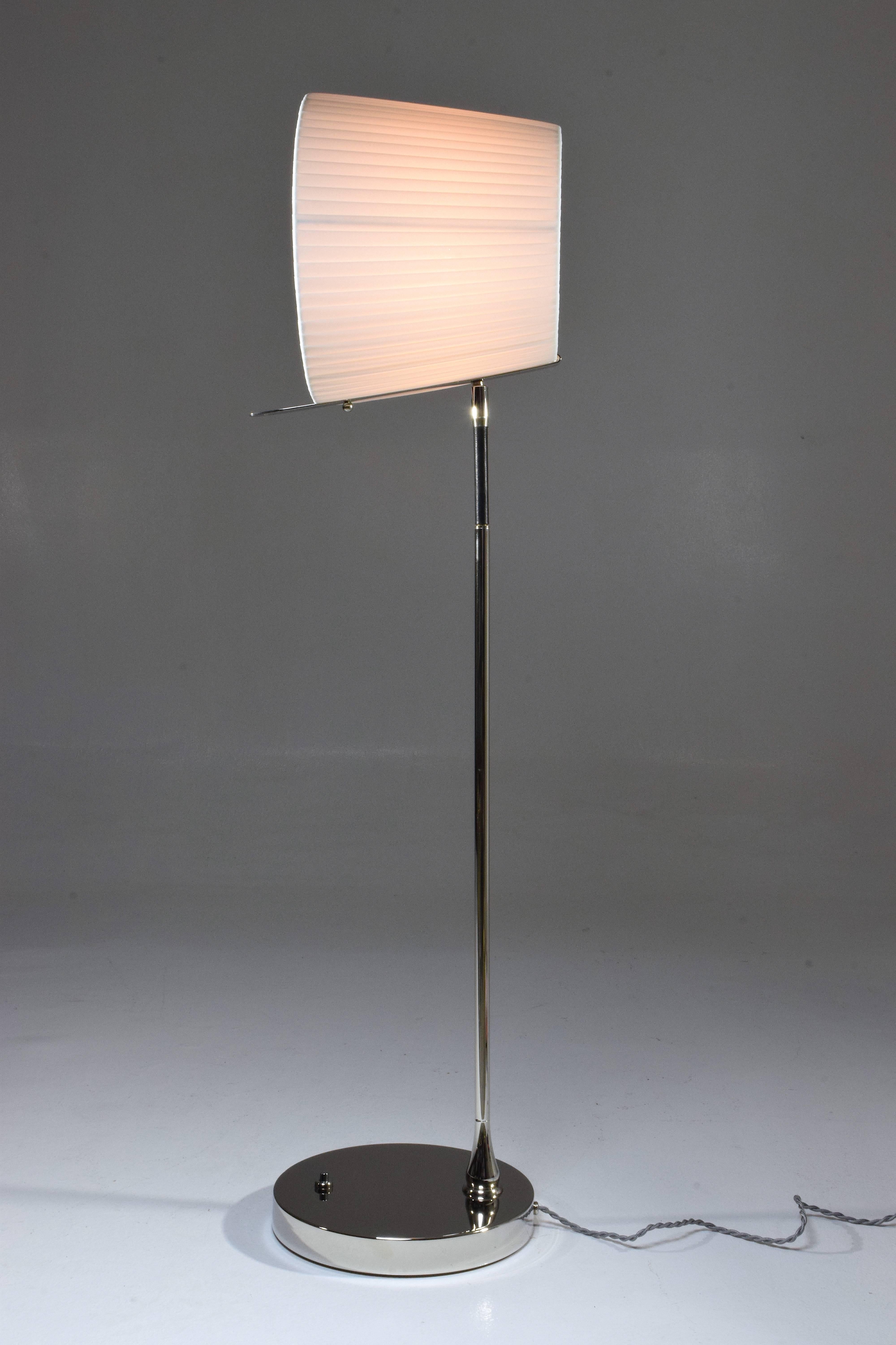French Infinitus-I Contemporary Tall Brass Table Lamp