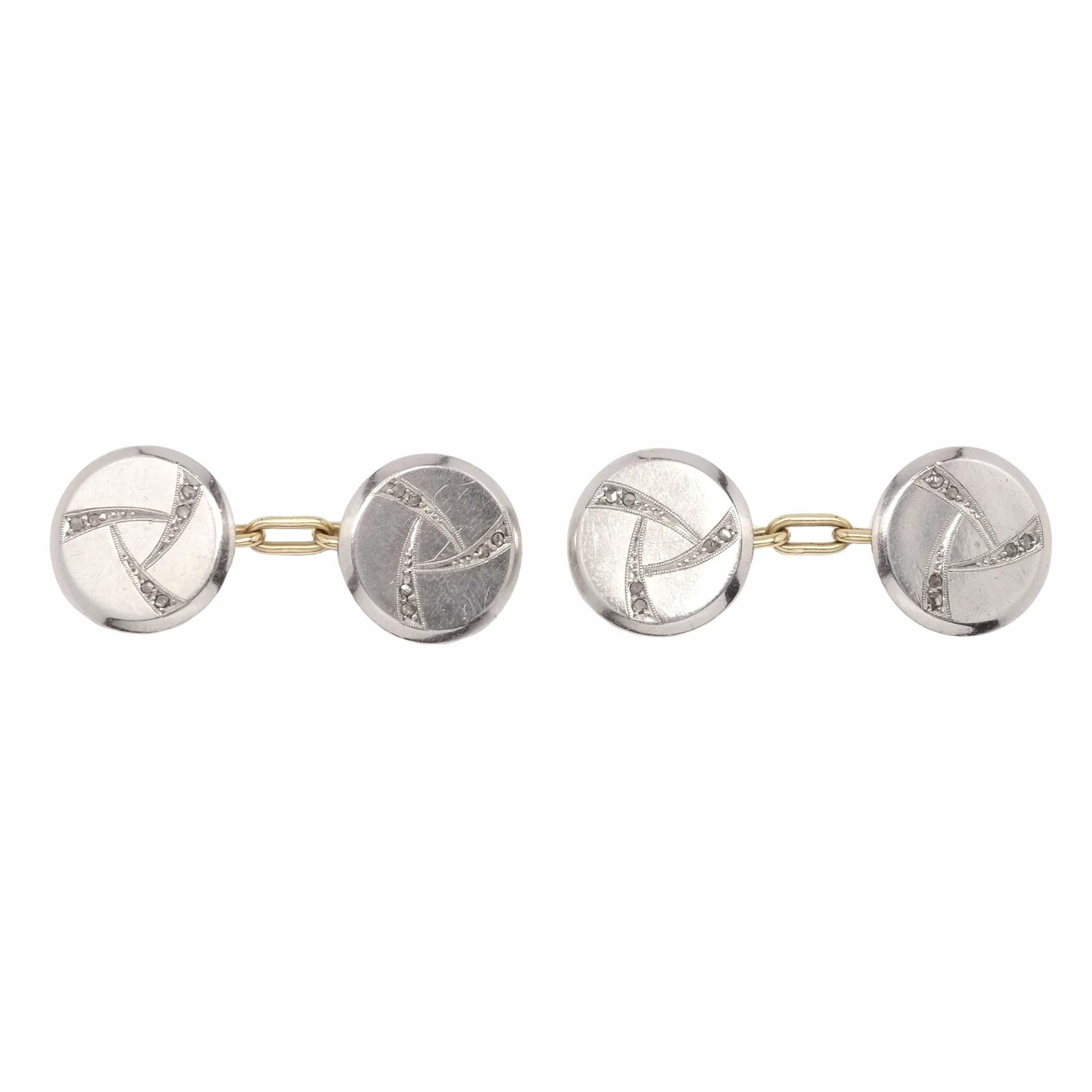 Cufflinks from the 1930s, probably of French manufacture. Set in gold and diamonds, the typical Art Deco traits are clearly legible. In this period artists were interested in ancient geometric shapes and in these cufflinks this love is translated