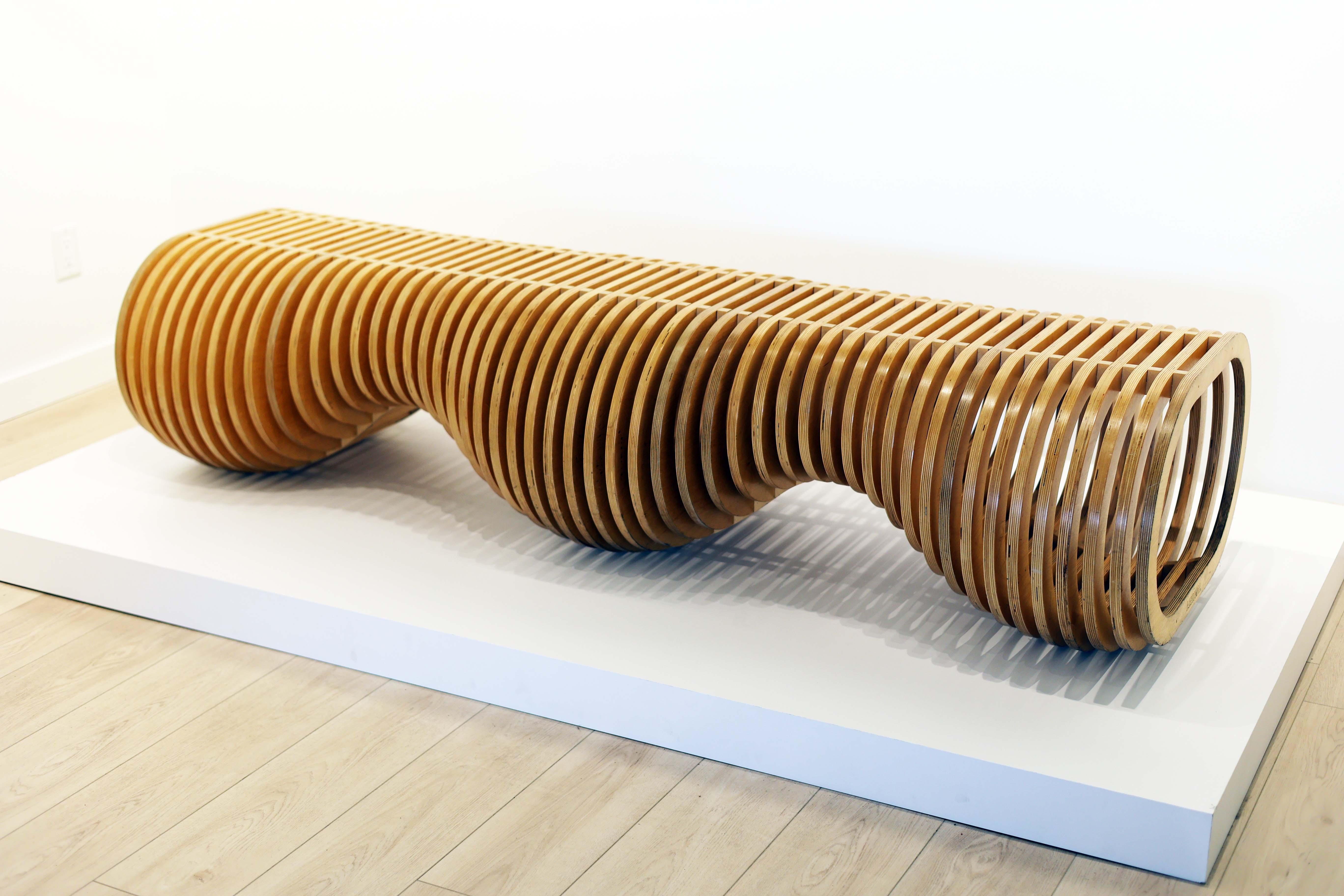 „Infinity Bench“ von Carl Frederik Svensted für Lerival (21. Jahrhundert und zeitgenössisch) im Angebot