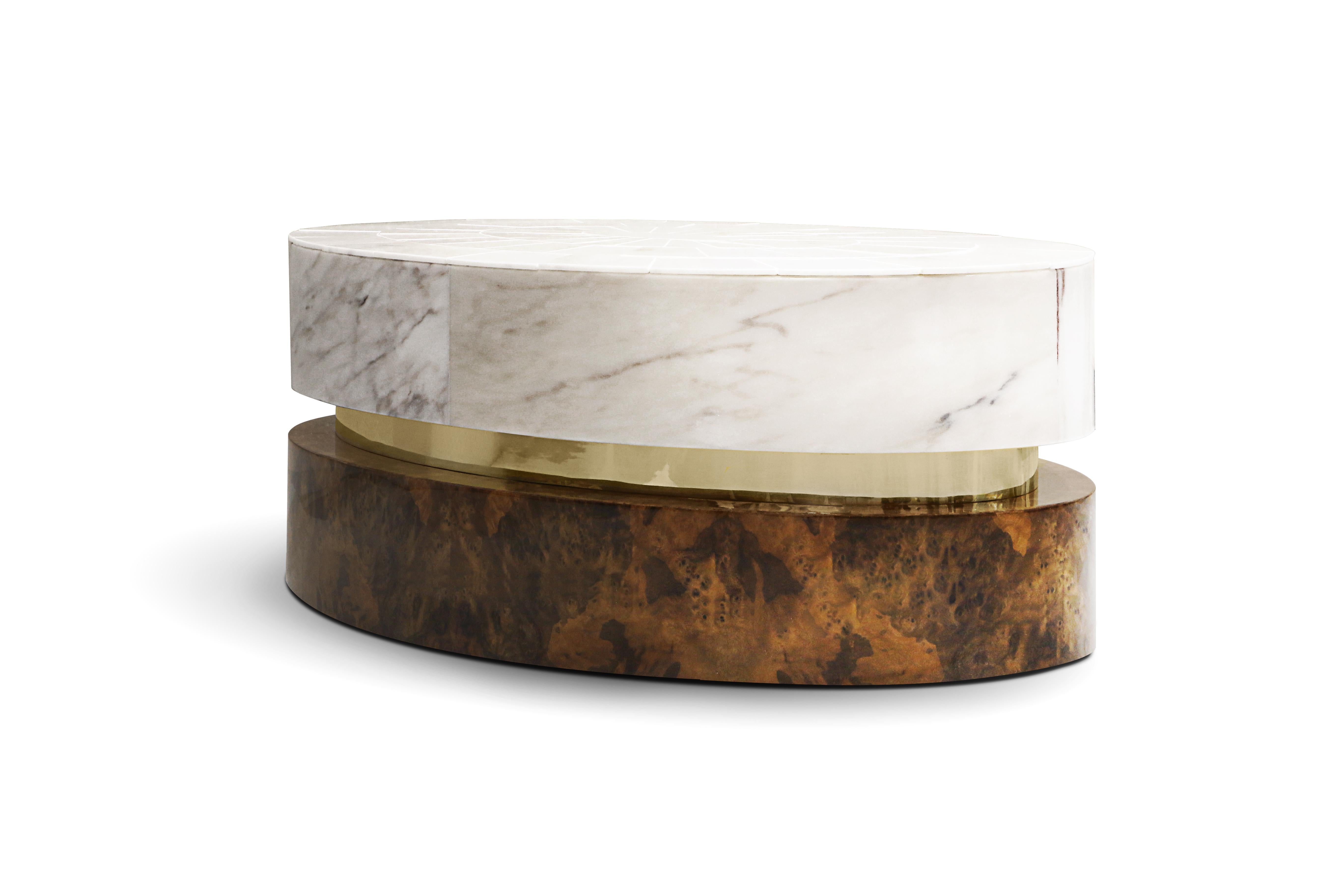 Polished Infinity Center Table by Memoir Essence For Sale