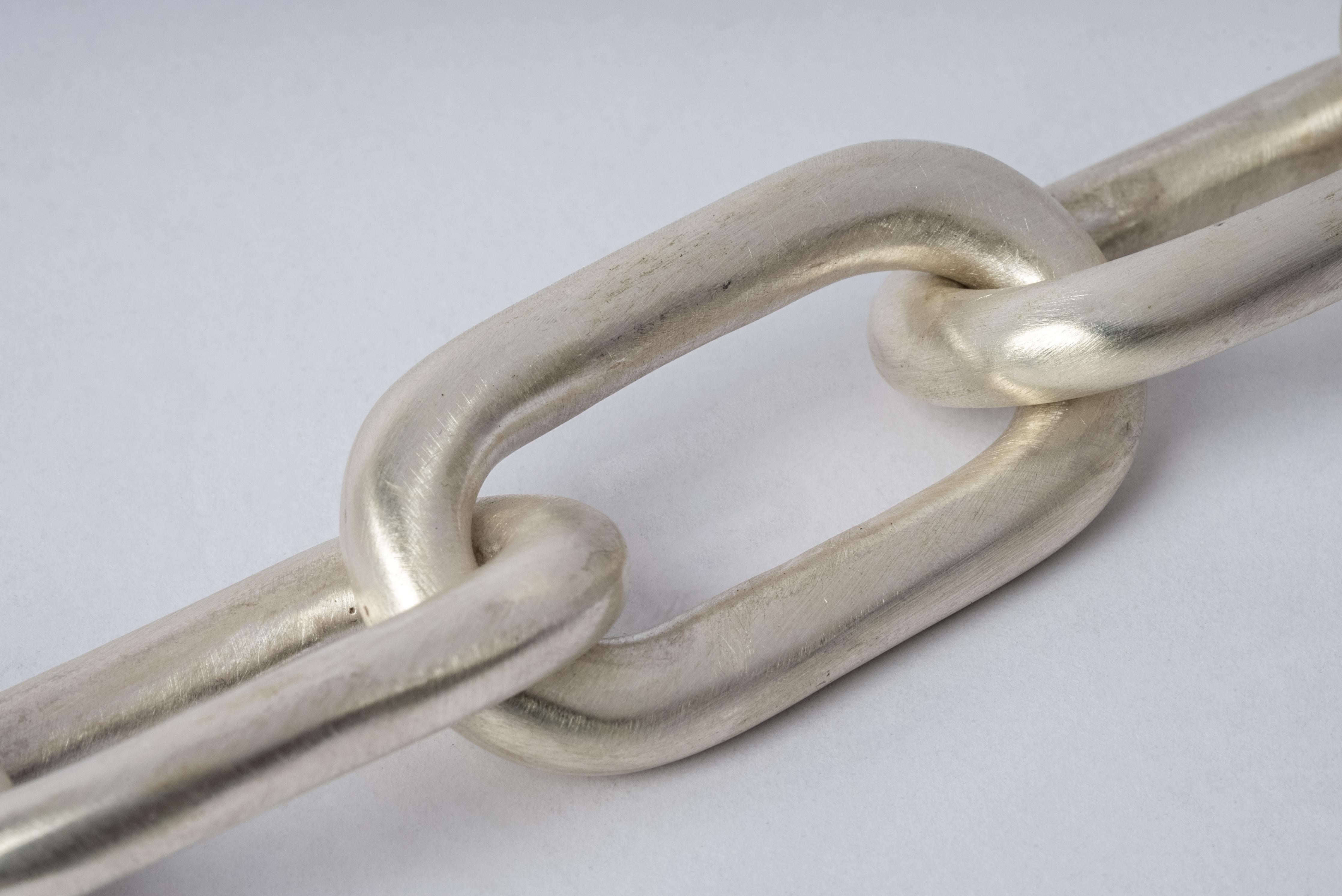 Infinity Chain Bracelet (Medium Links, MA) For Sale 1