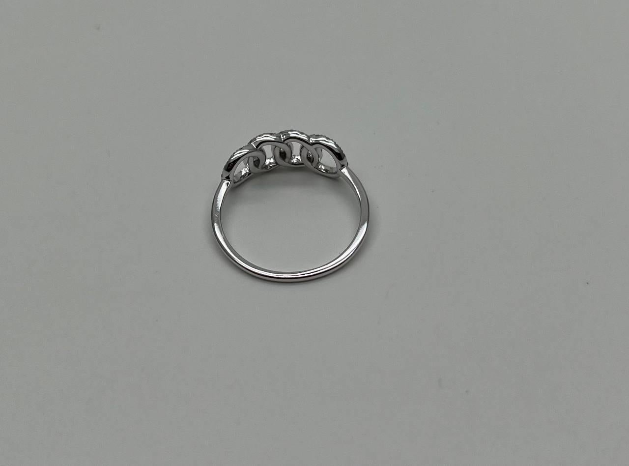 Infinity Circles Round Brilliant Cut White Diamond 14 Karat White Gold Ring For Sale 1