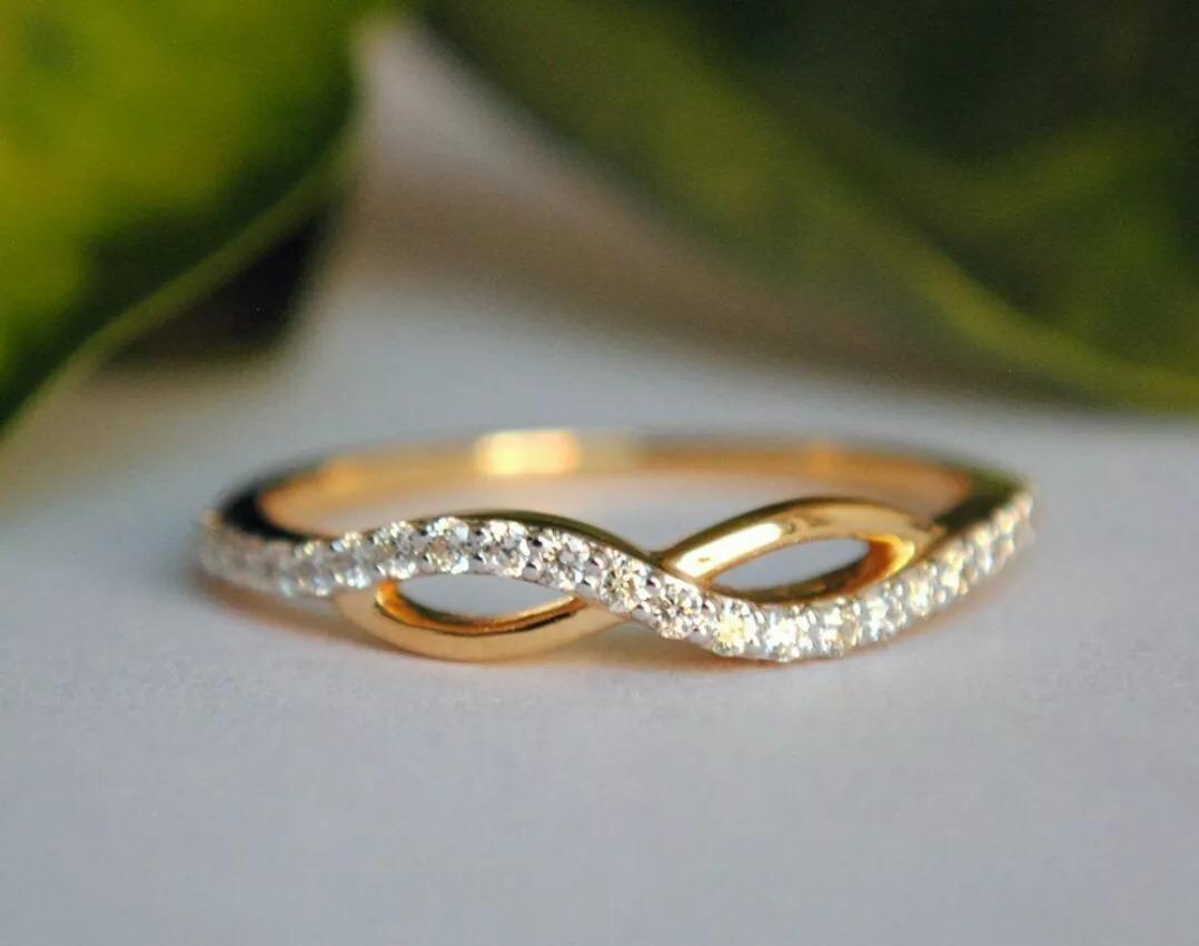 Art déco Bague de mariage minimaliste avec diamants courbés infiniment incurvés en diamant naturel massif 14 carats en vente