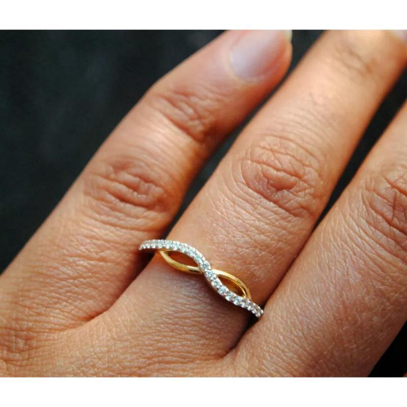 Infinity Curved Diamond Ring in 14k Solid Natural Diamond Minimalist In New Condition For Sale In Chicago, IL