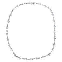 Collier feuille de diamants Infinity en or blanc 14 carats