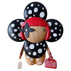 Infinity Dots Vivienne Giant by Louis Vuitton x Yayoi Kusama