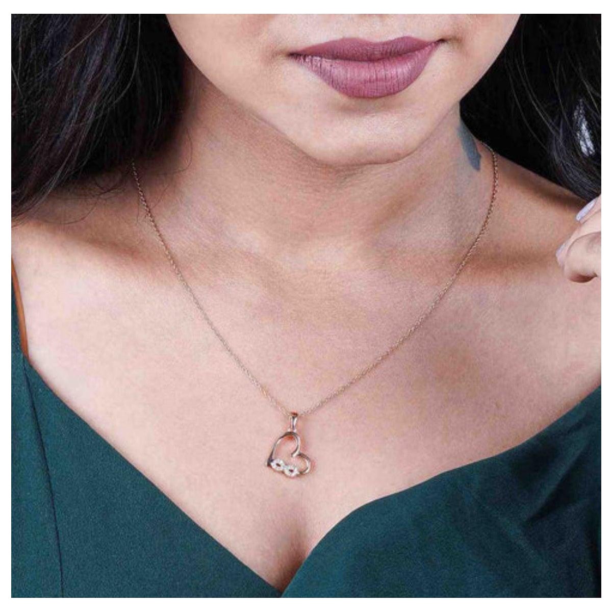 Infinity Heart Moissanite Pendant 925 Sterling Silver Delicate Necklace Gift. im Angebot