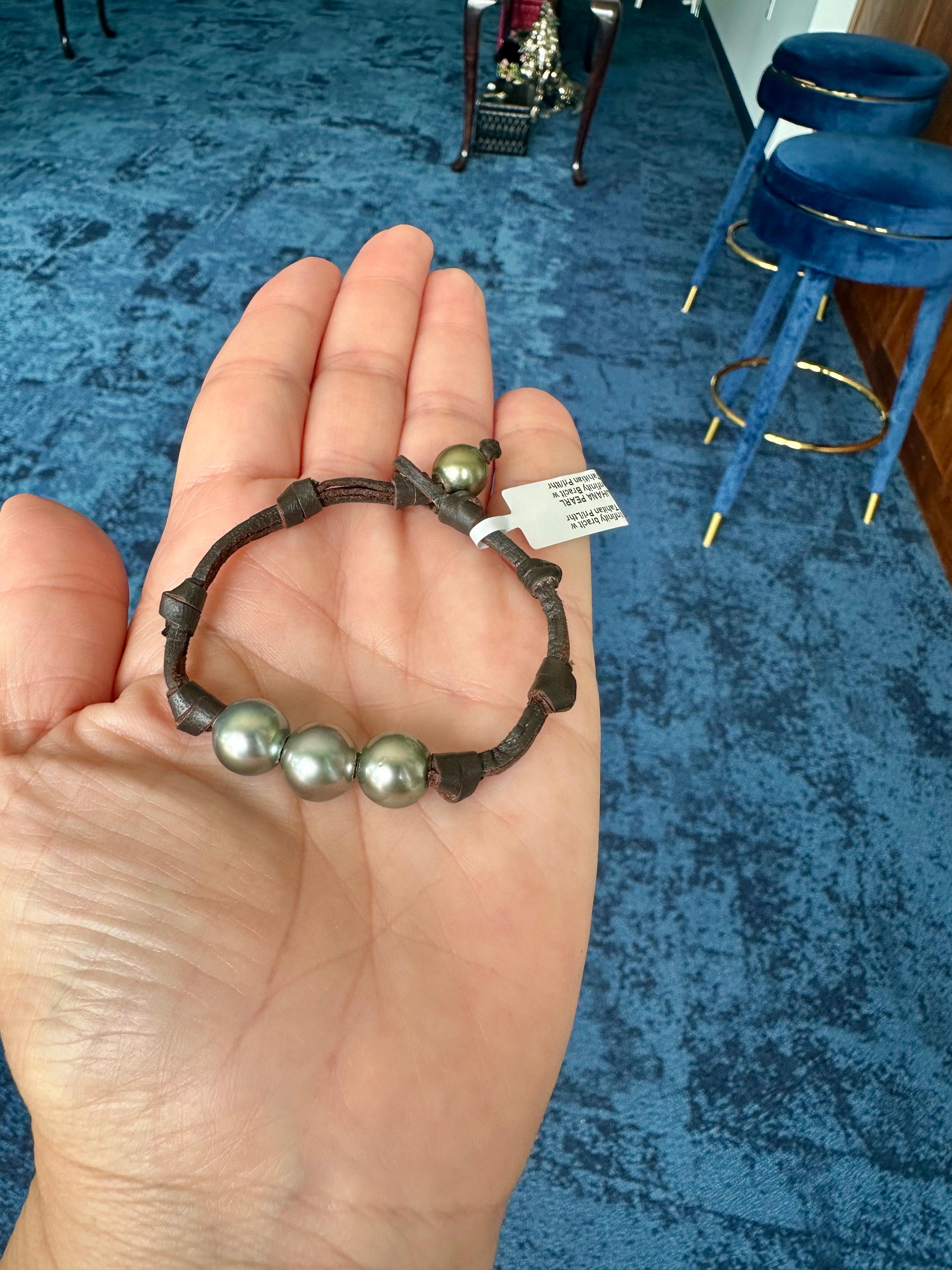 Modern Infinity Tahitian Pearl Leather Bracelet For Sale