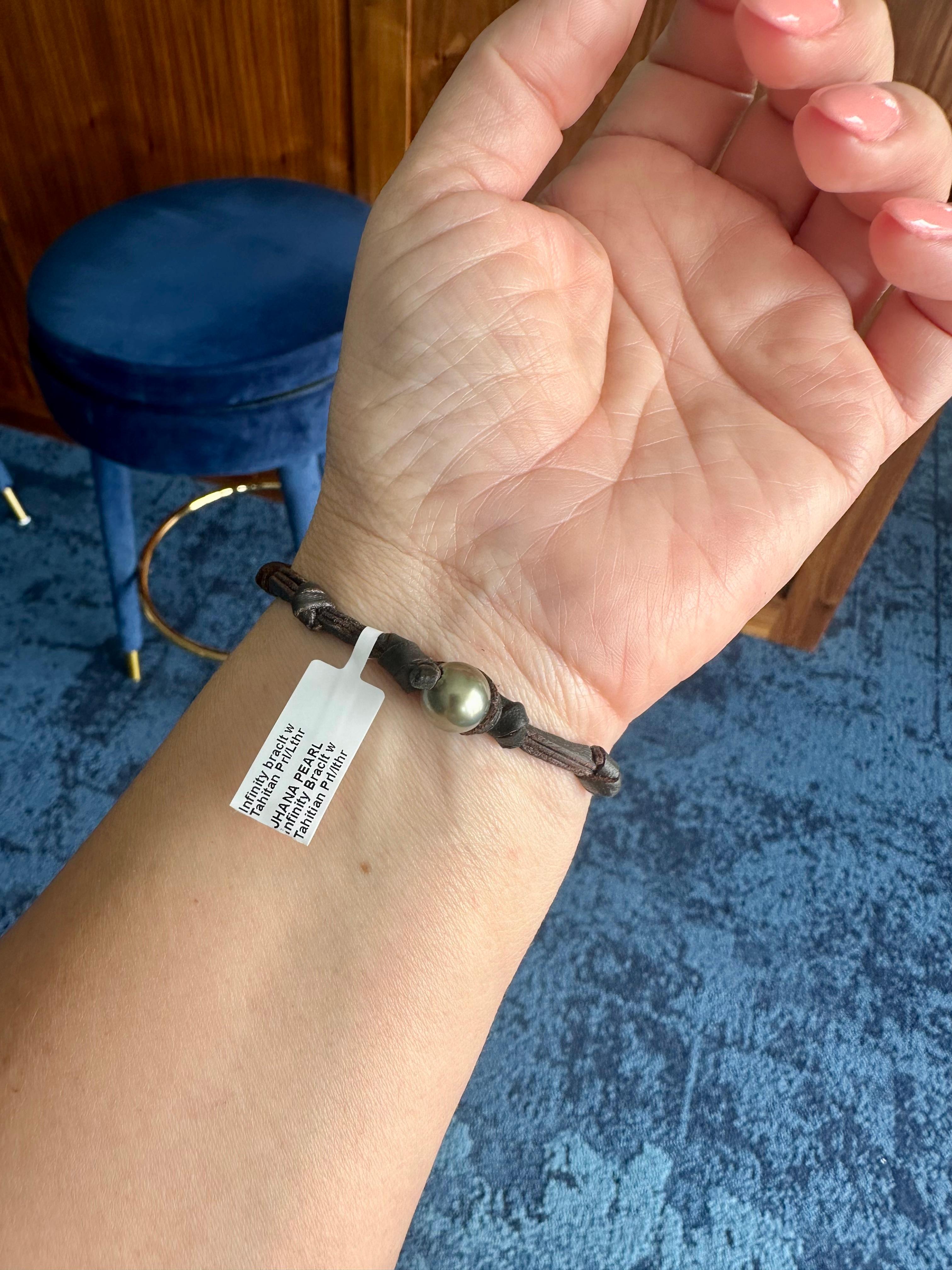 Round Cut Infinity Tahitian Pearl Leather Bracelet For Sale