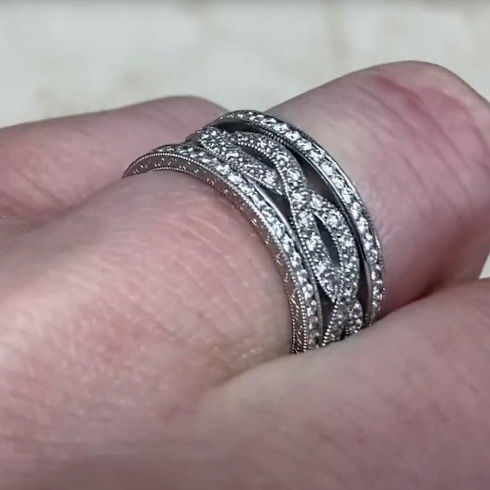 Taglio antico europeo Anello Infinity Twist con diamante, colore H, platino in vendita