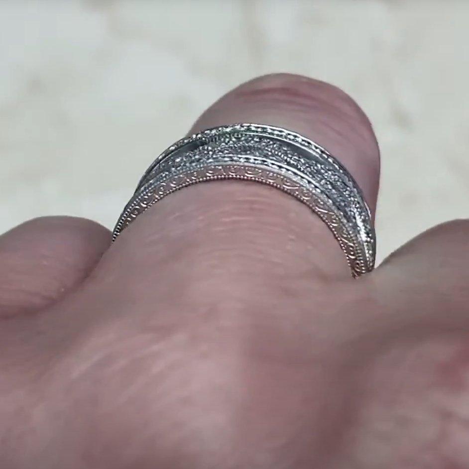 Infinity Twist Diamond Band Ring, H Color, Platinum In Excellent Condition For Sale In New York, NY