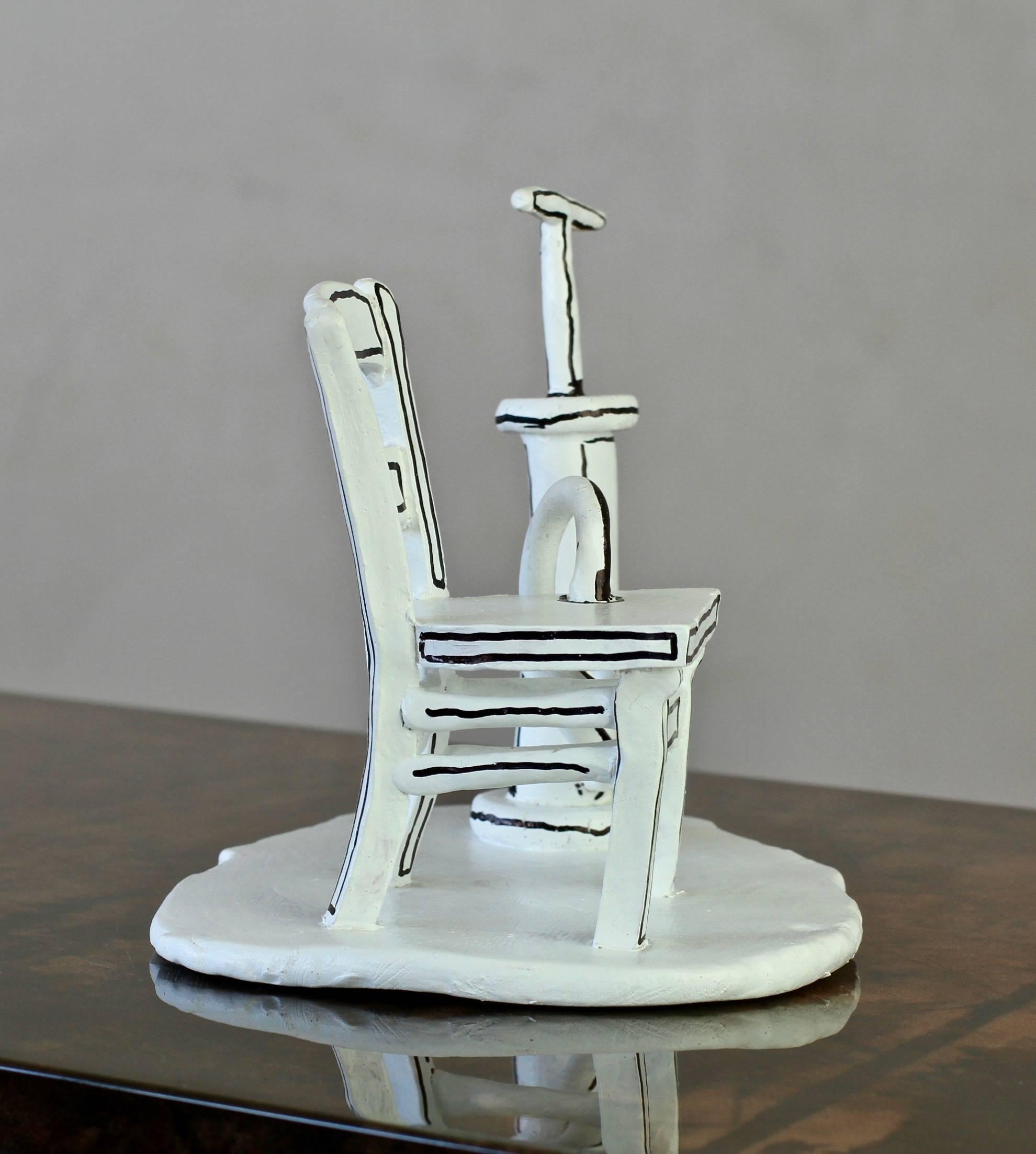 Whimsical Black & White 'Inflatable Chair' Art Studio Pottery  (20. Jahrhundert)