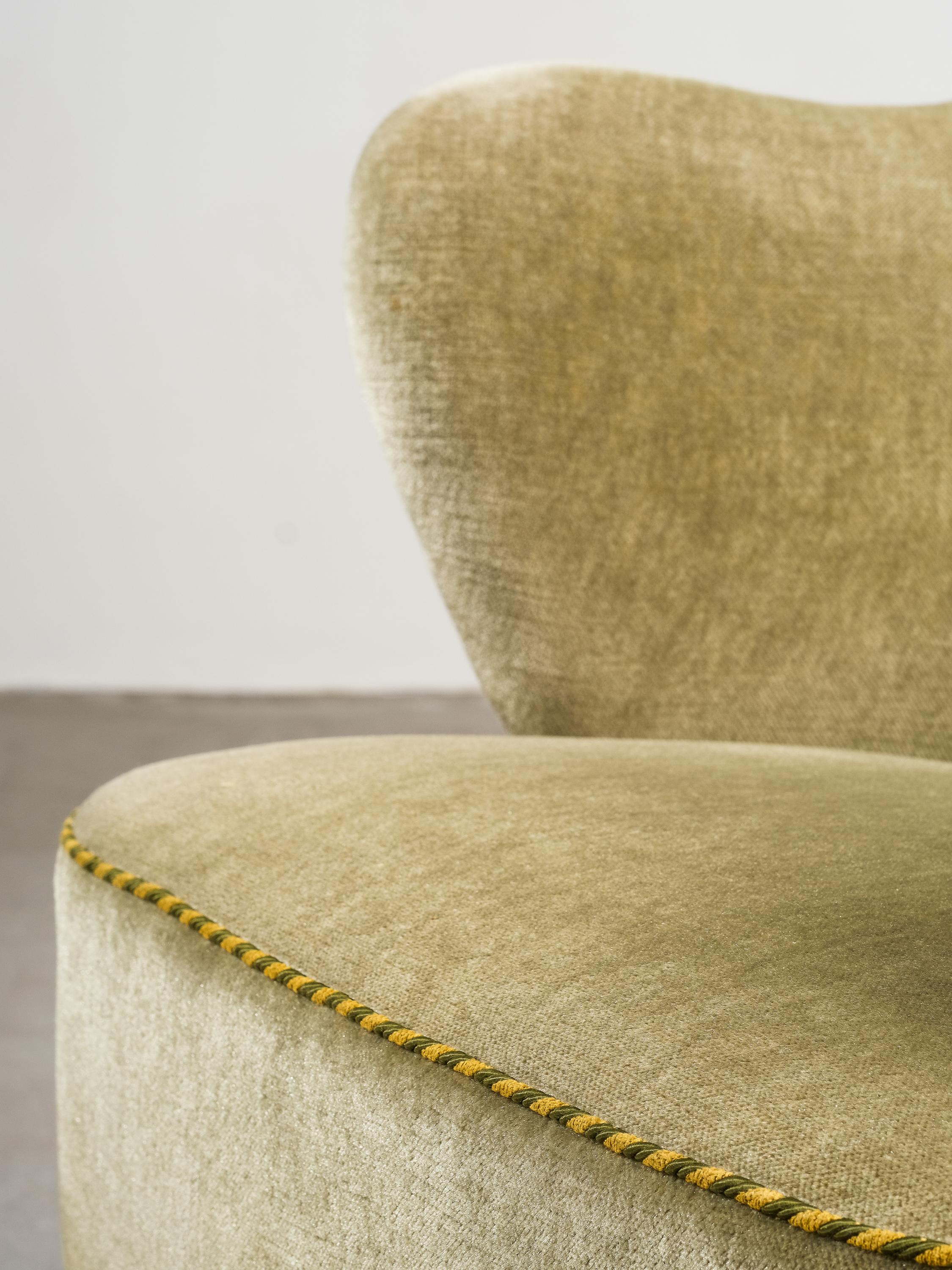 'Ingeborg' Easy Chair by Flemming Lassen, Asko, 1950s For Sale 4