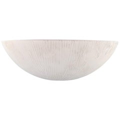 Ingegerd Råman for Orrefors Sweden, Large "Savann" Bowl in Milky White Art Glass