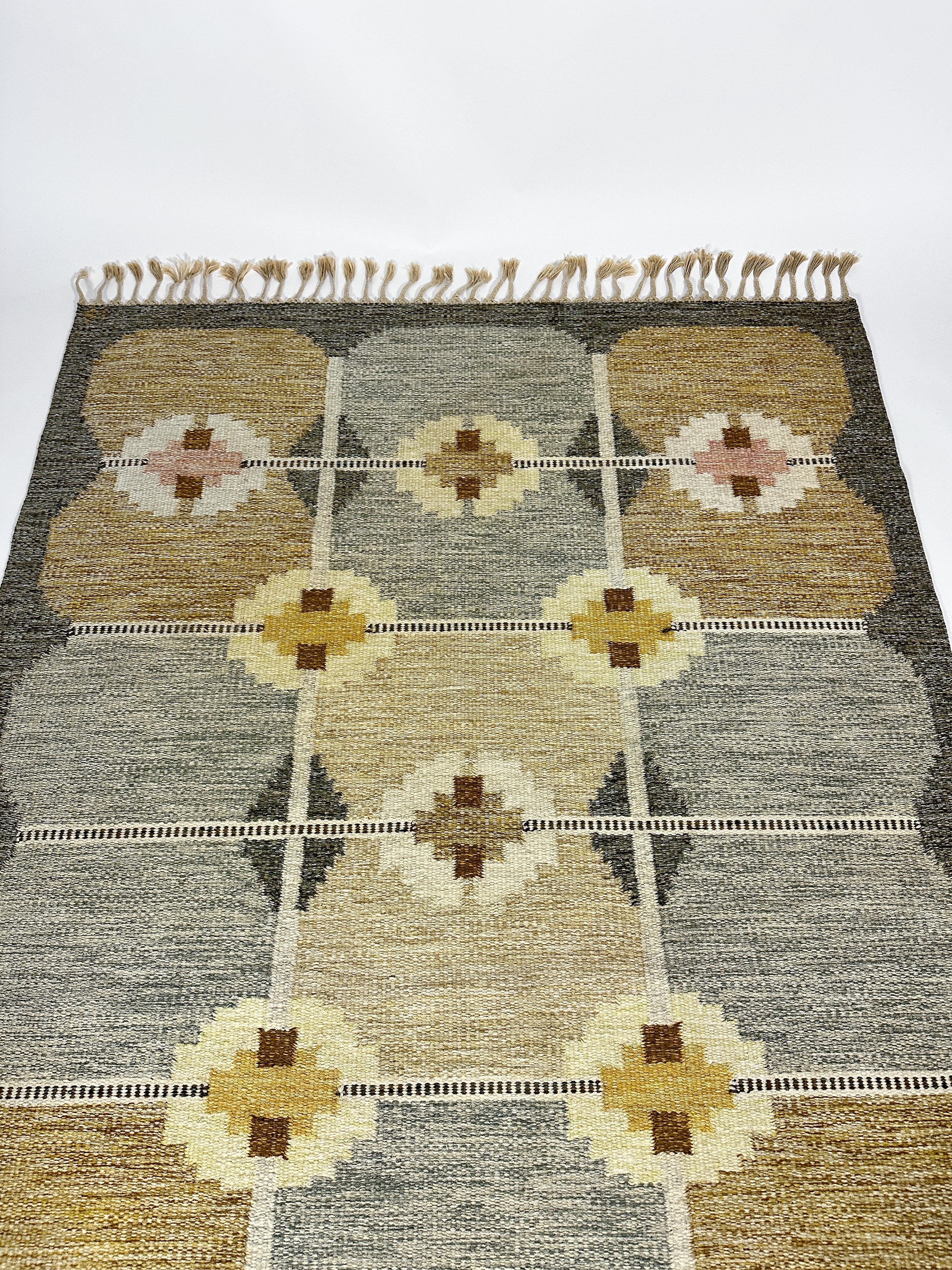 Hand-Woven Ingegerd Silow Rug Swedish Flat Weave Carpet Wool Geometric Röllakan 1960s