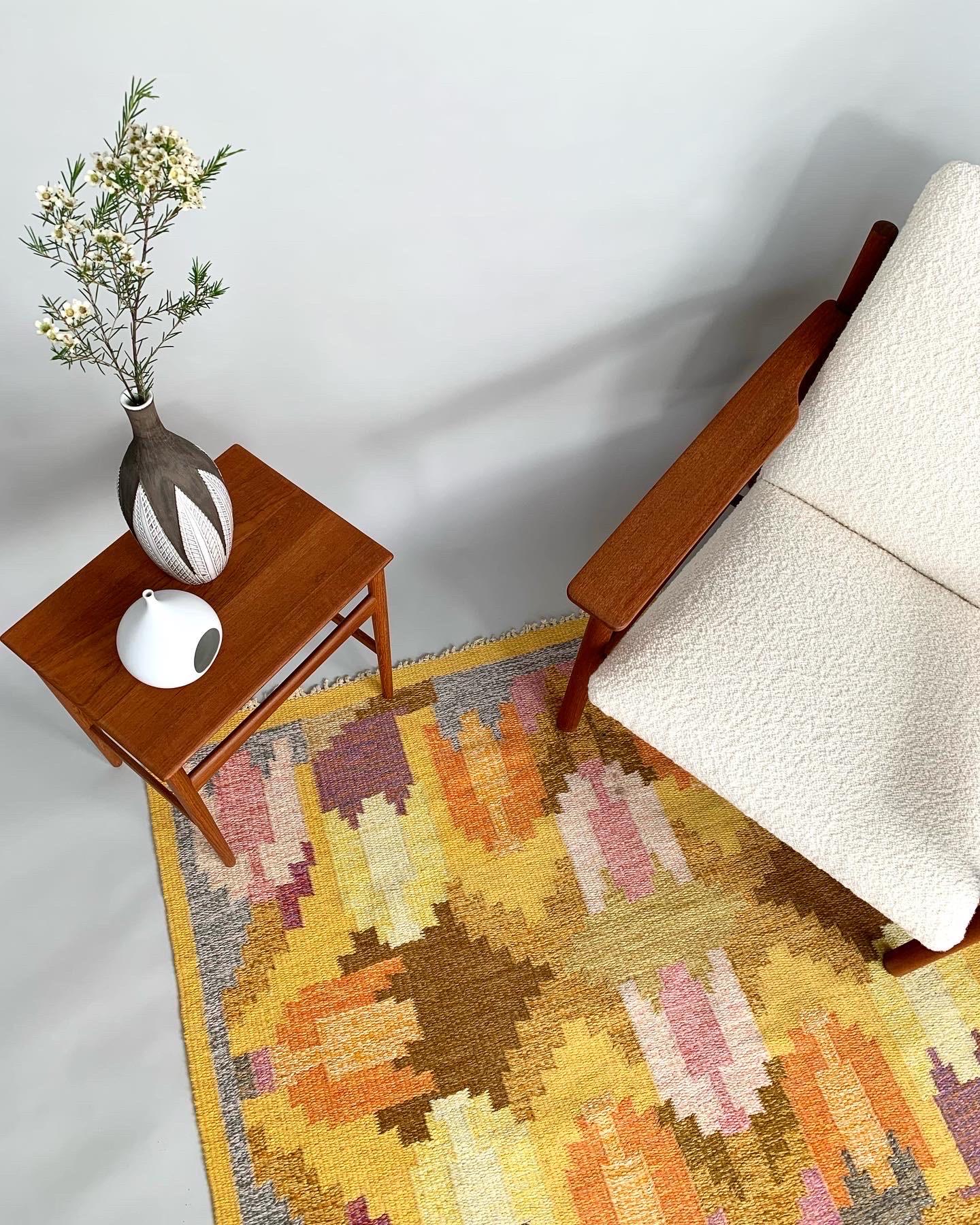 Mid-20th Century Ingegerd Silow Rug Swedish Rölakan Carpet Wool Kaleidoscopic Tulip Pattern 1950s