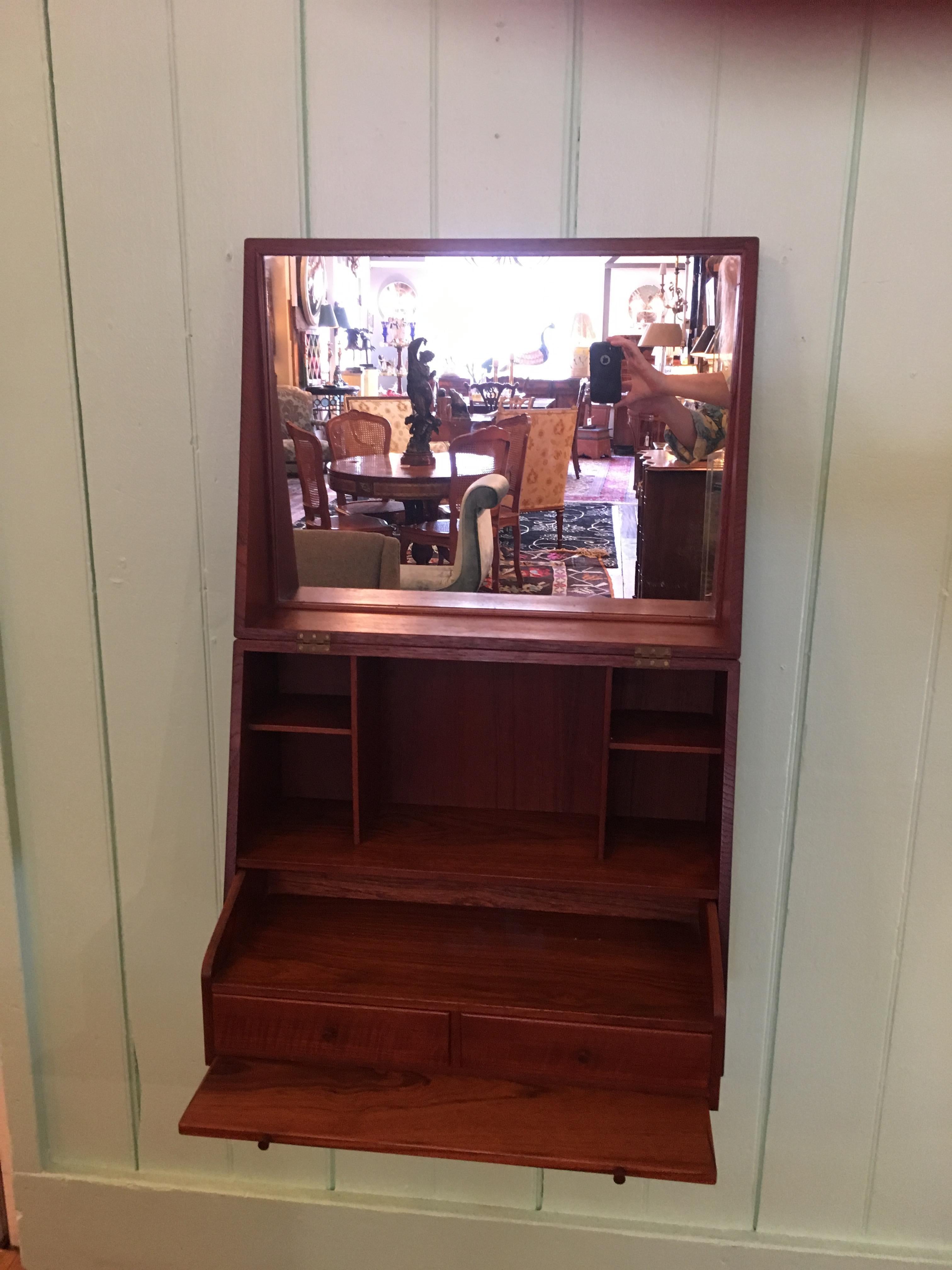 Ingenious and Rare P. Jensen & Knud Frandsen Wall Hanging Toilette Cabinet In Excellent Condition In Hopewell, NJ