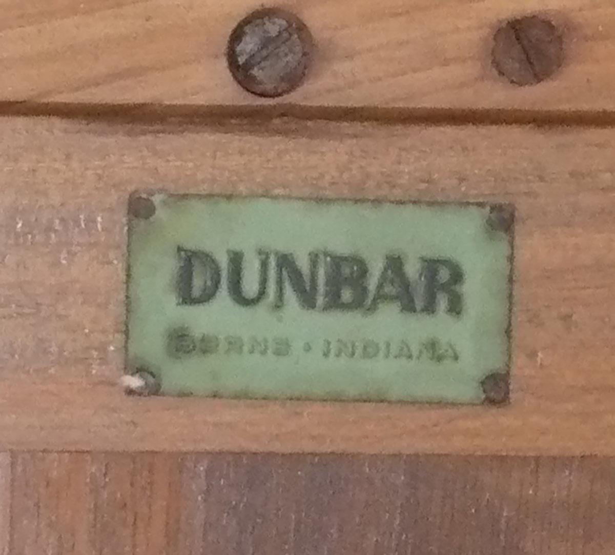 Consola o Mesa de Comedor Ingeniosa de Edward Wormley Dunbar Refinished Your Color en Bueno estado para la venta en Atlanta, GA