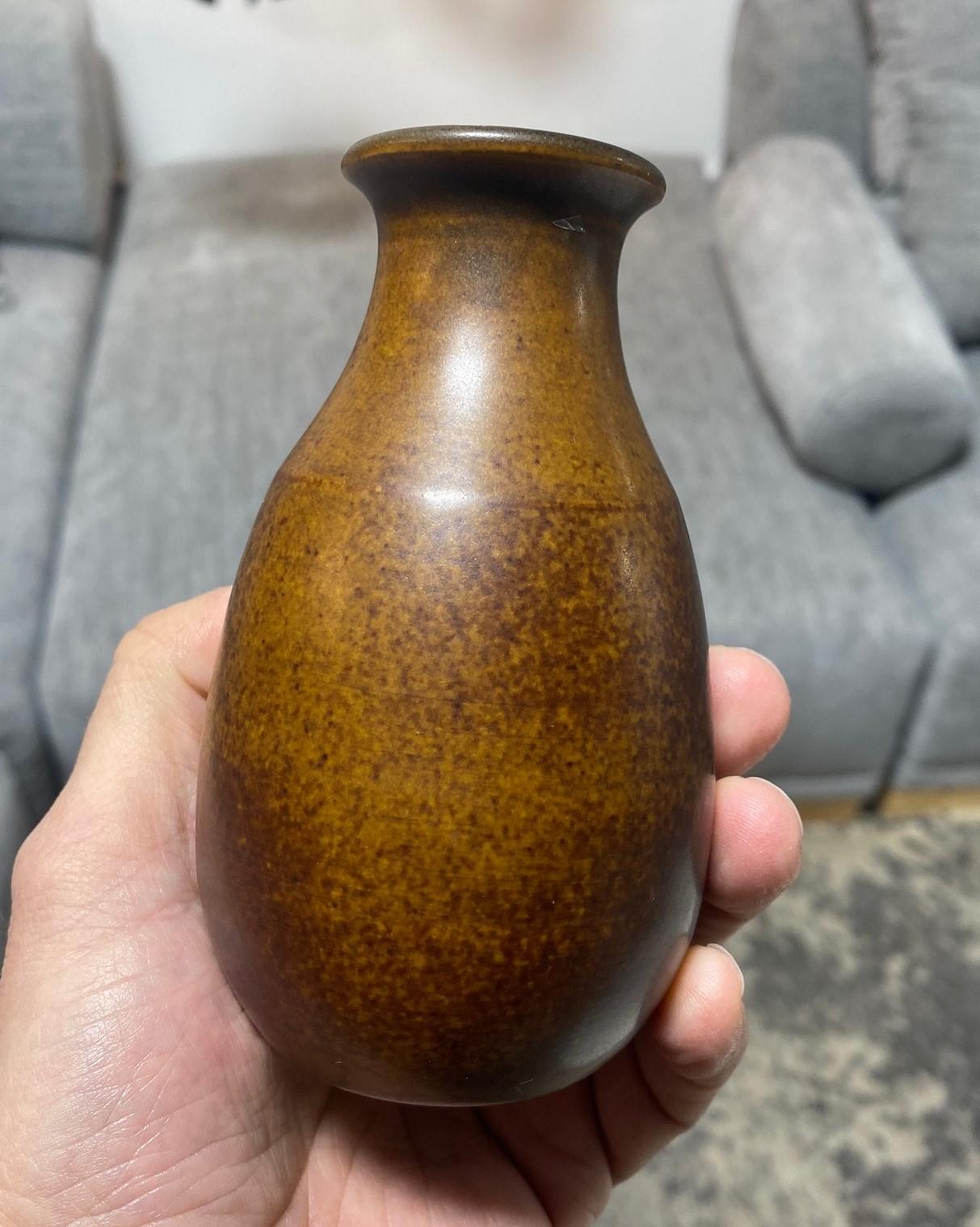 20ième siècle Vase scandinave suédois Tobo du milieu du siècle dernier signé Inger & Erich Triller, Suède en vente