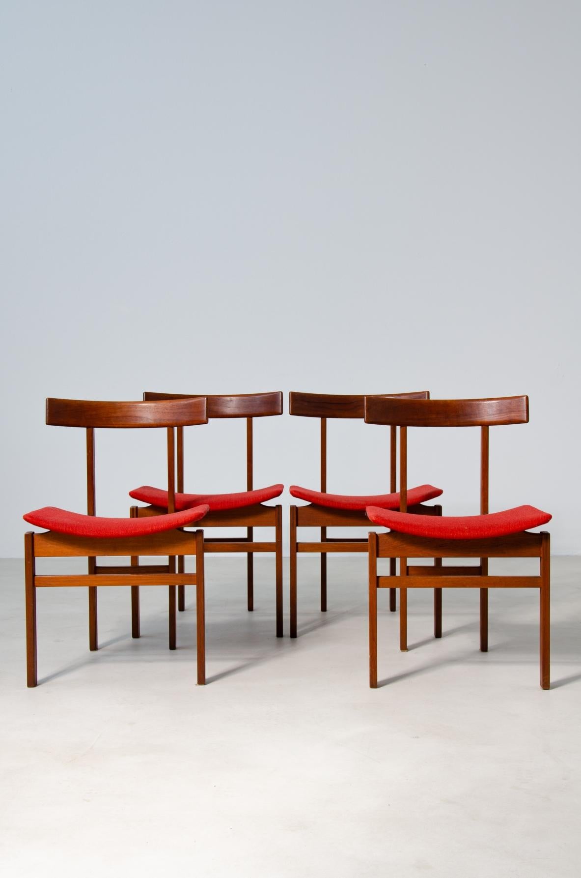 Mid-Century Modern Inger Klingenberg  Rare ensemble de 4 chaises de forme modèle 193 en vente
