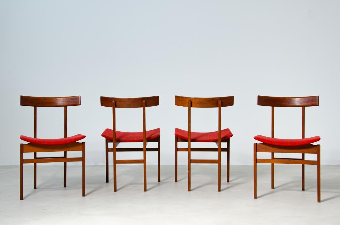 Inger Klingenberg  Rare ensemble de 4 chaises de forme modèle 193 Excellent état - En vente à Milano, IT