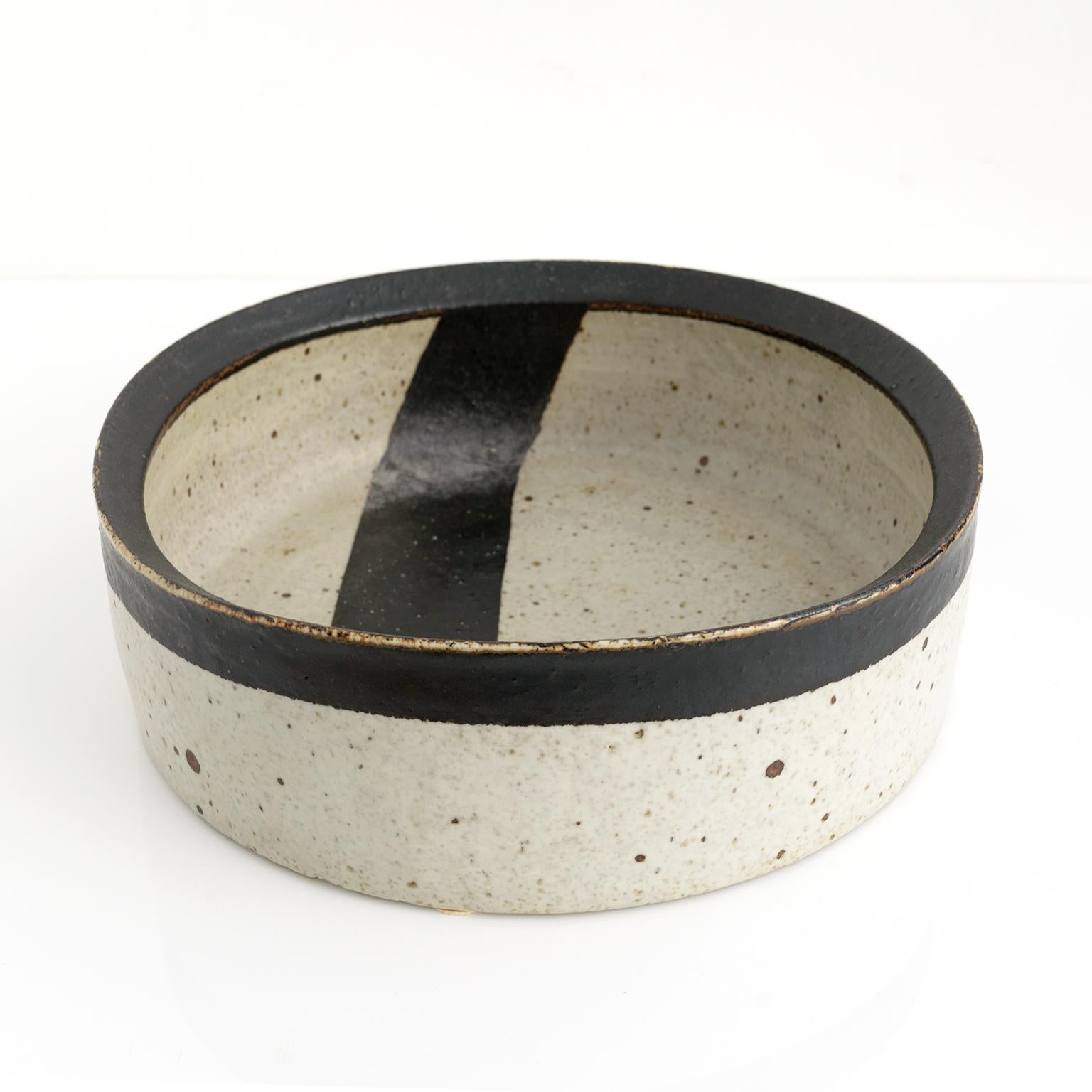Inger Persson Bold Graphic Studio Bowl for Rorstrand, Sweden In Good Condition For Sale In New York, NY