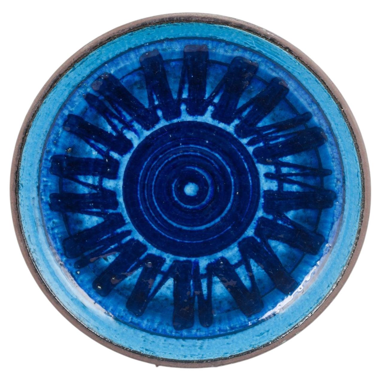 Inger Persson for Rörstrand Ateljé. Stoneware dish in blue and navy blue tones.