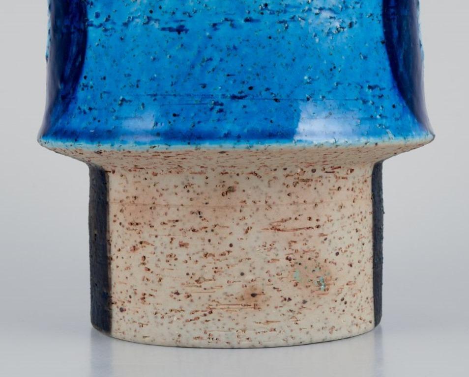 Inger Persson for Rörstrand Atelje, Sweden. Ceramic vase with blue-toned glaze.  In Excellent Condition For Sale In Copenhagen, DK