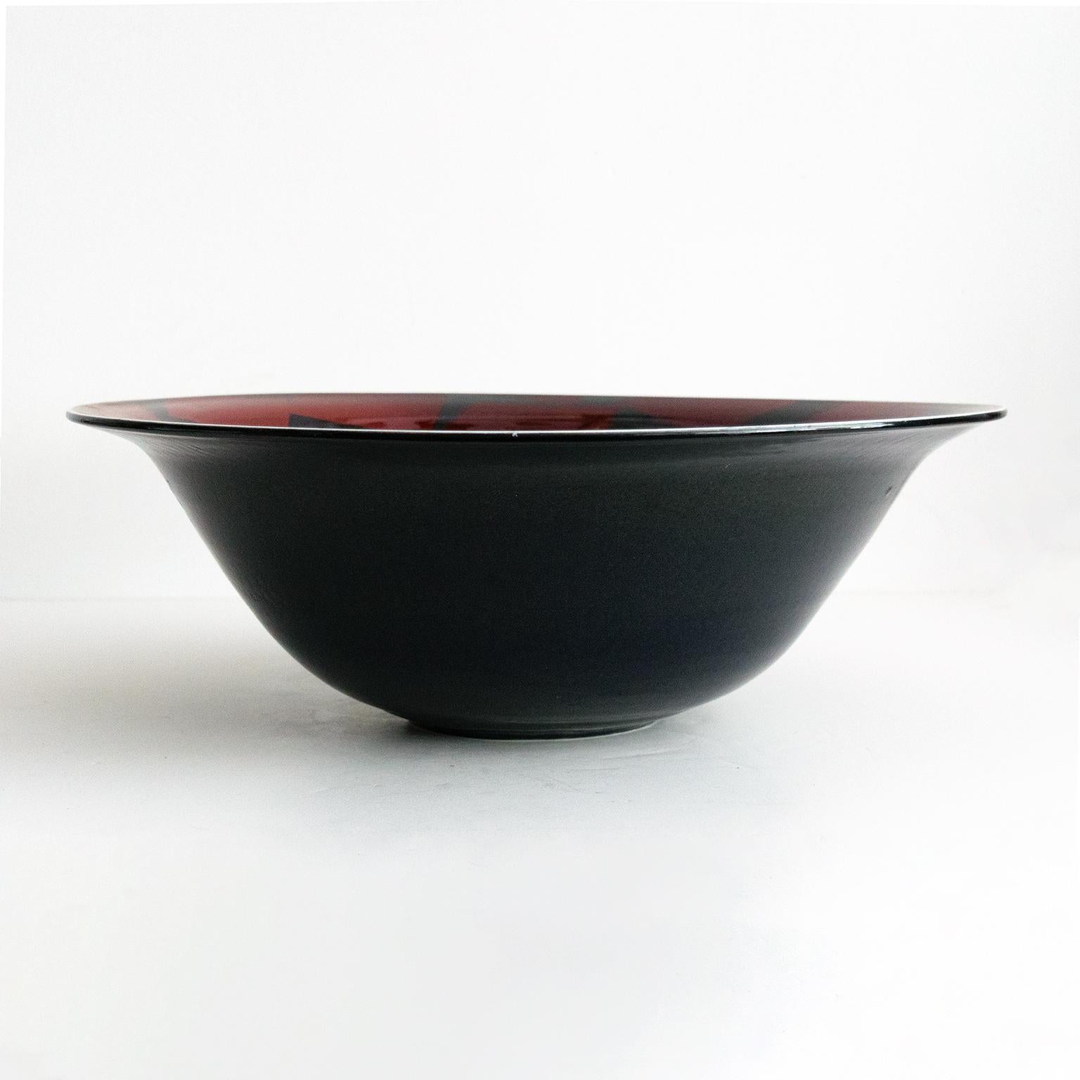Hand-Crafted Inger Persson Scandinavian Modern Large Studio Bowl, Red & Black, 1988 Rorstrand For Sale