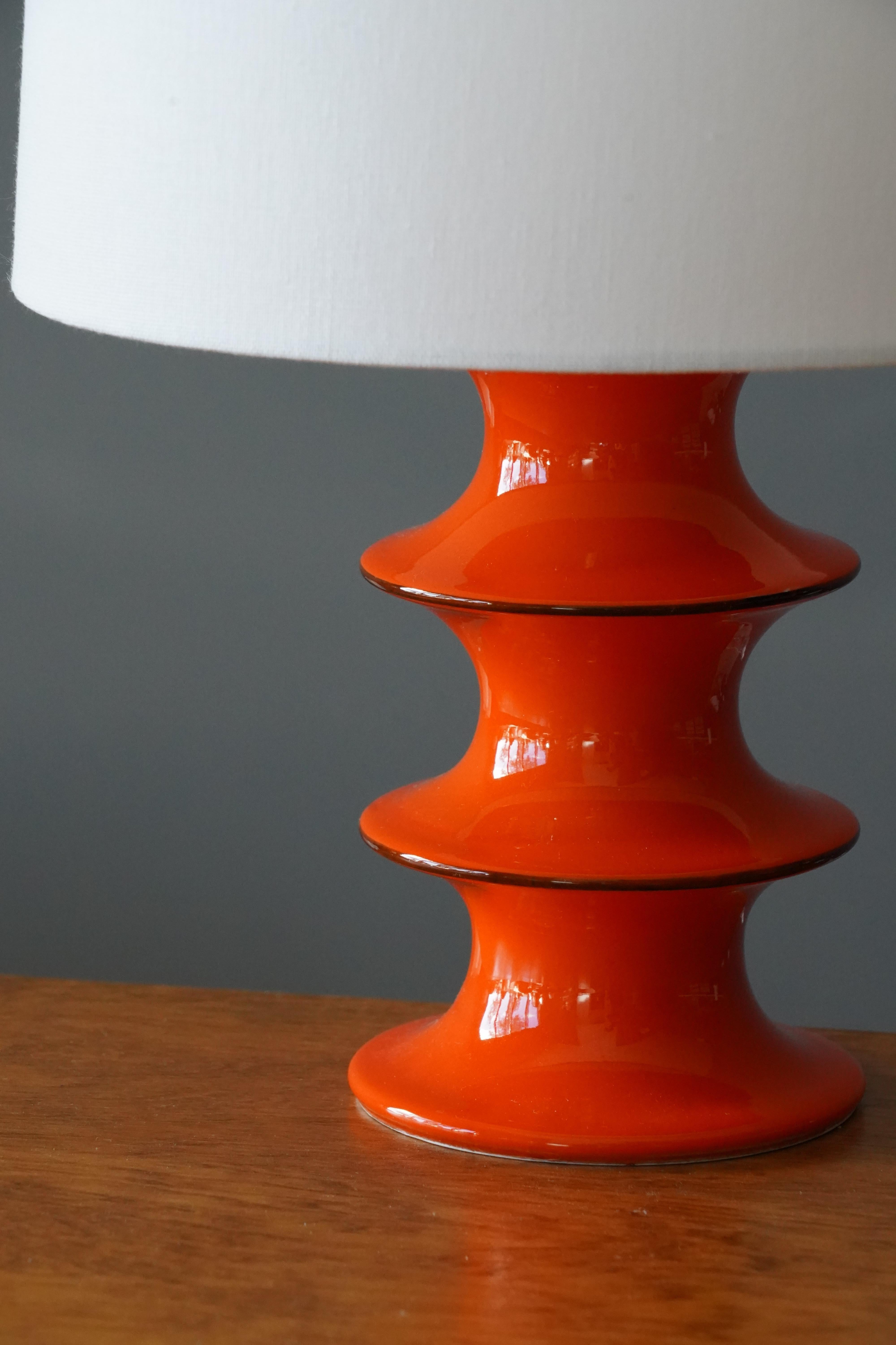 Mid-Century Modern Inger Persson, Table Lamp, Orange Glazed Stoneware, Rörstrand, Sweden, 1960s