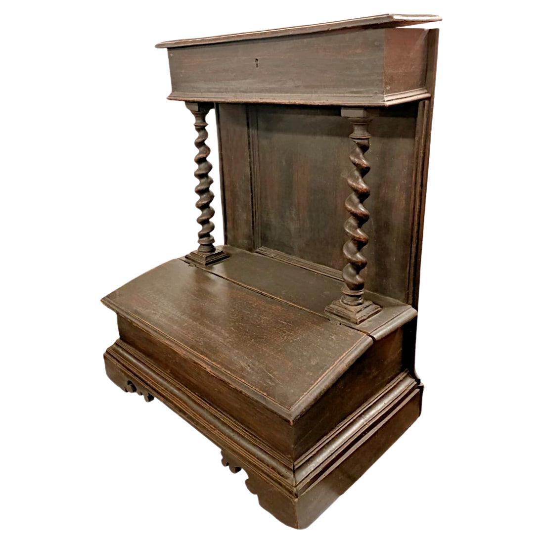 Kneeler from 1600 in first patina