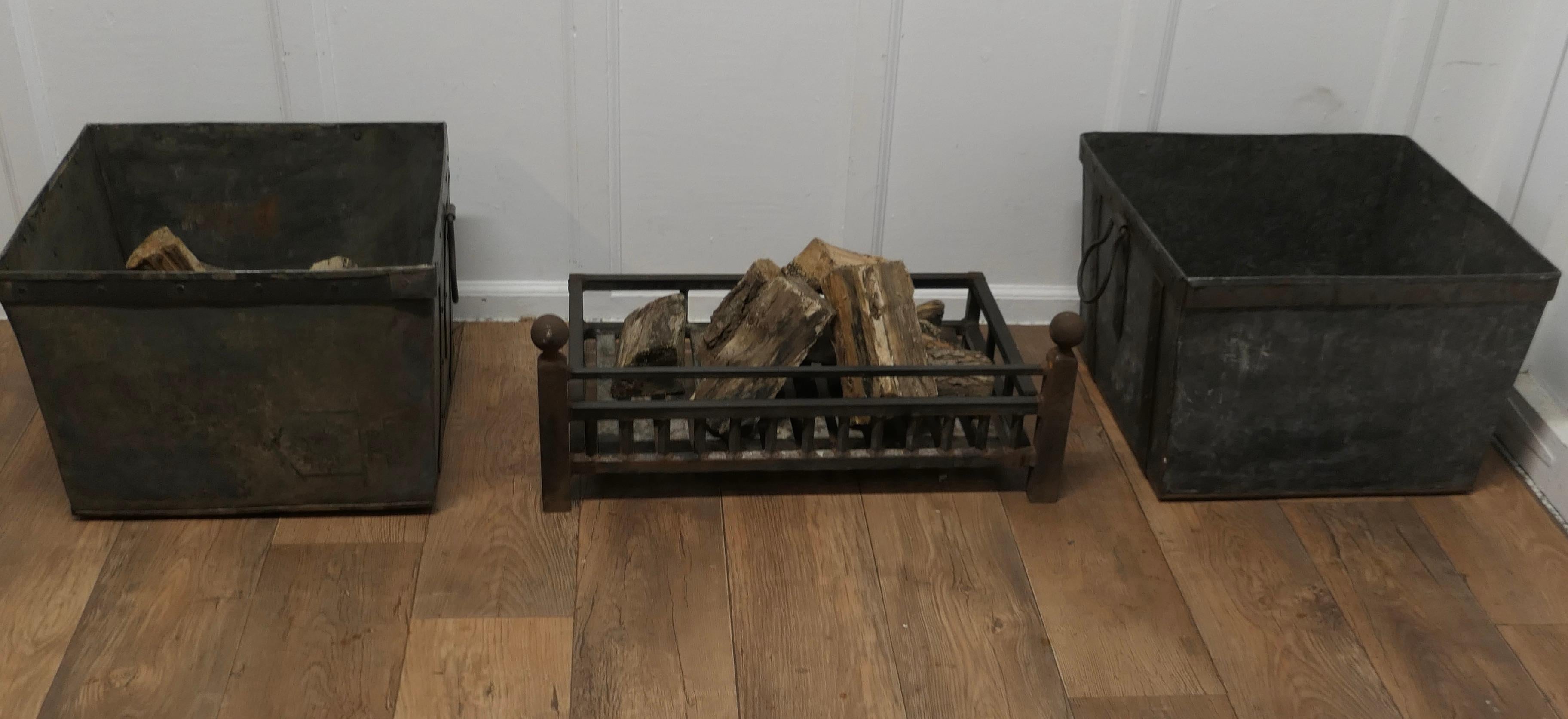 Inglenook Iron Fire Grate    The grate is made in iron with rails all around  For Sale 3