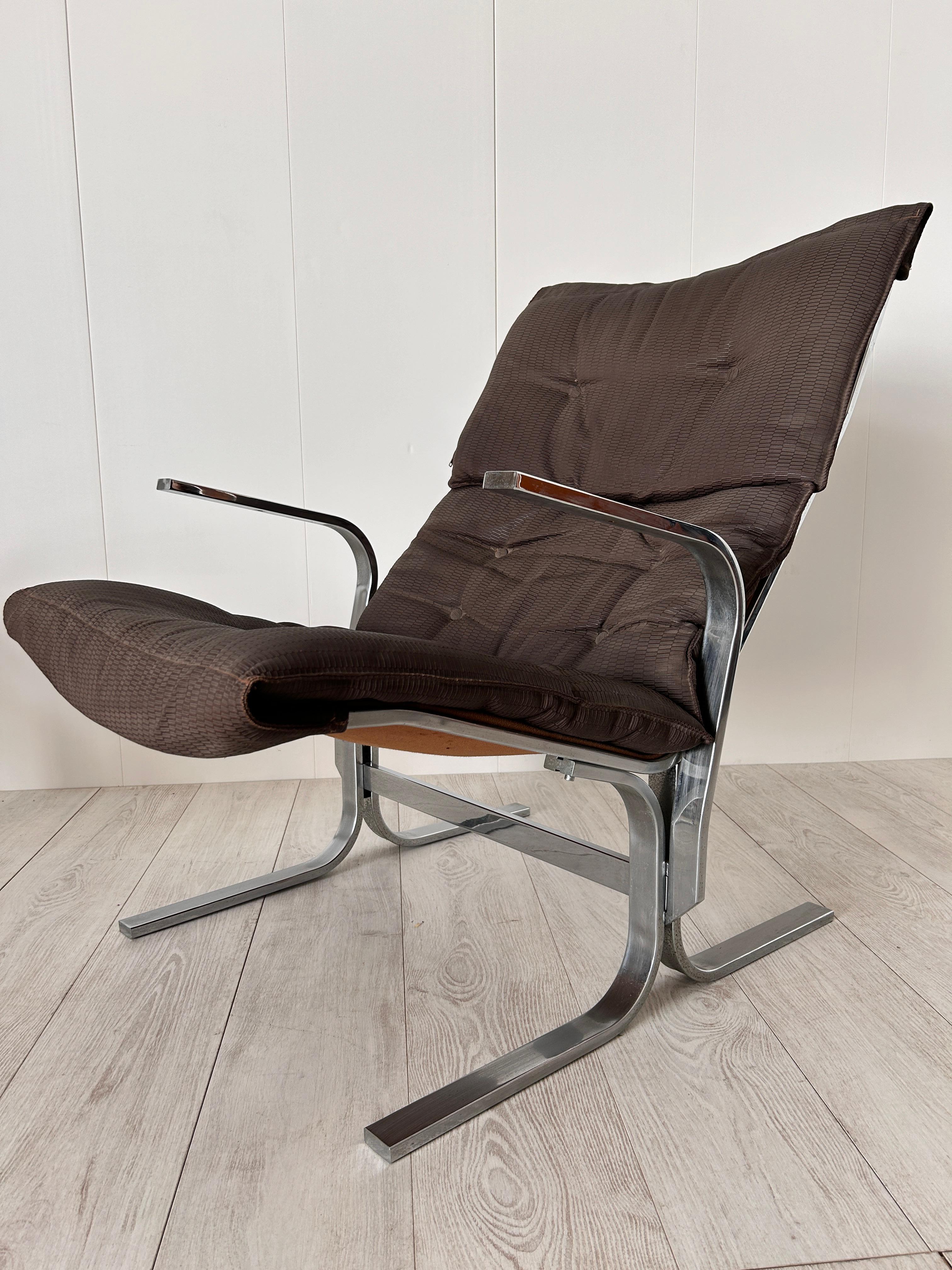 Ingmar Relling, Coppia di poltrone con pouf mod. Siesta, anni '70 2