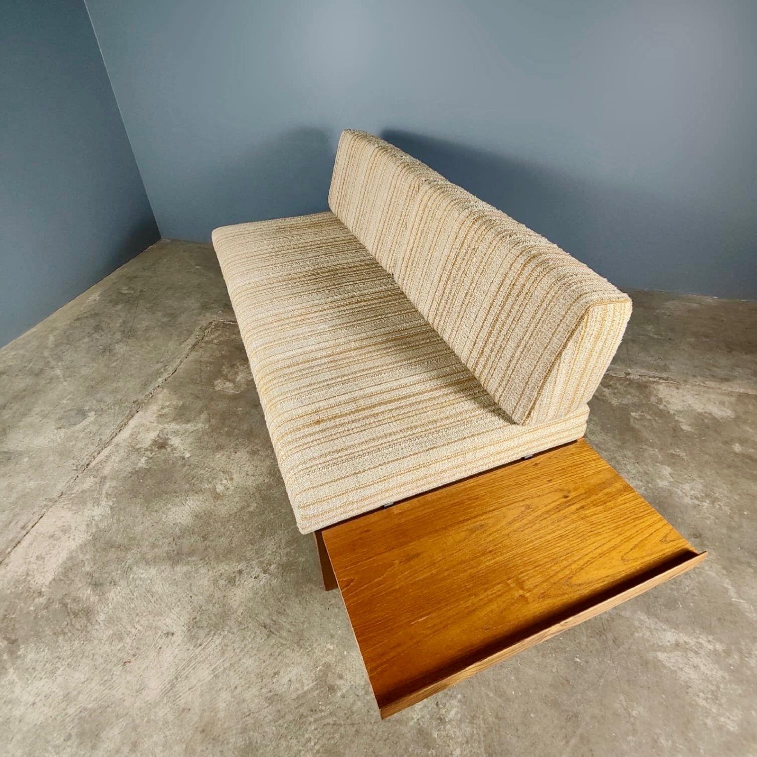 mcm daybed vintage