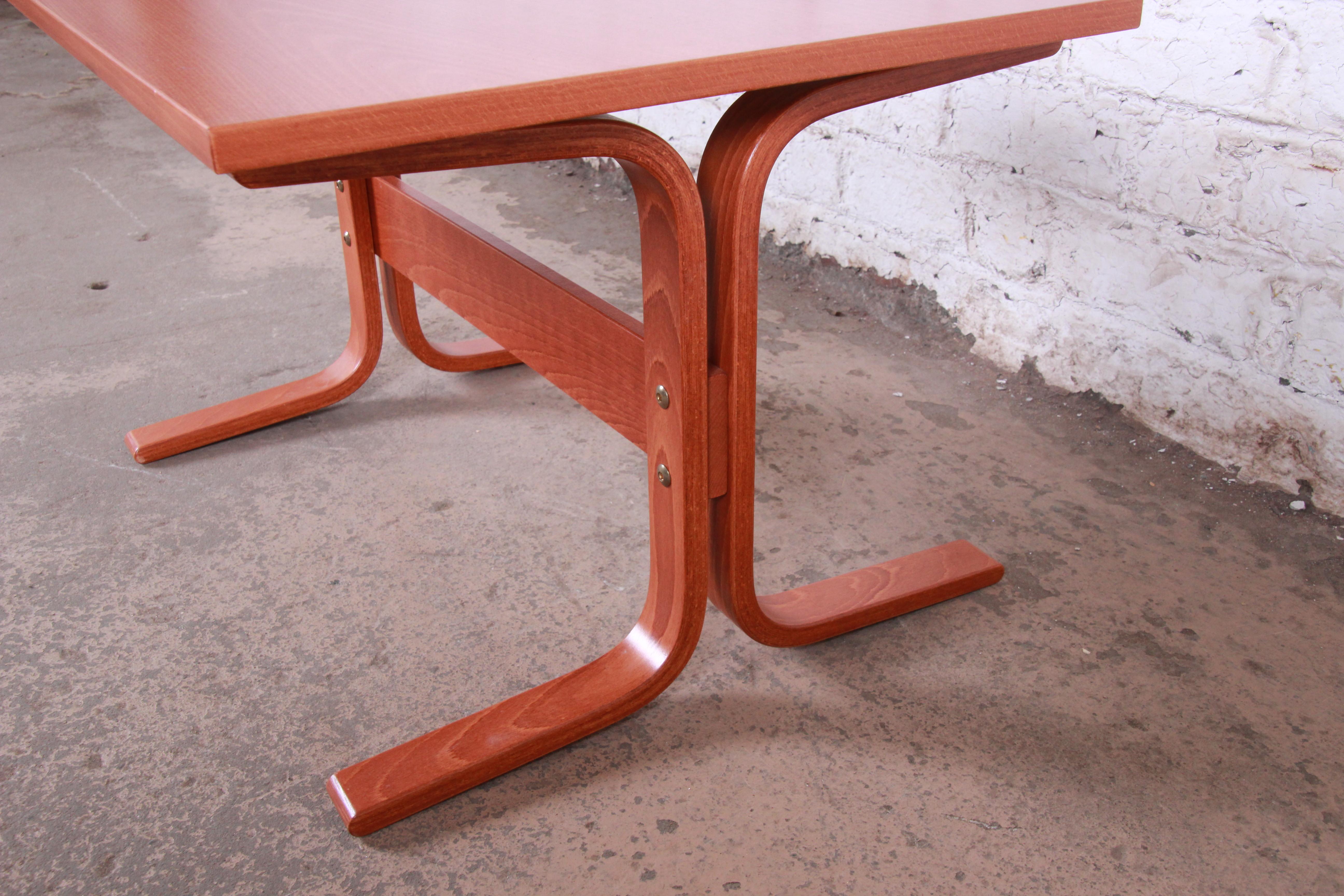 Ingmar Relling for Westnofa Bentwood Teak Siesta Occasional Side Table For Sale 2