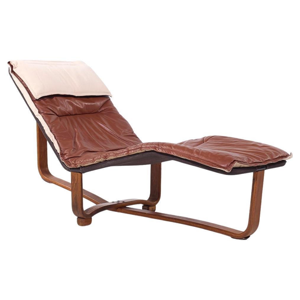 Ingmar Relling for Westnofa MCM Reversible Leather and Wool Bentwood Chaise