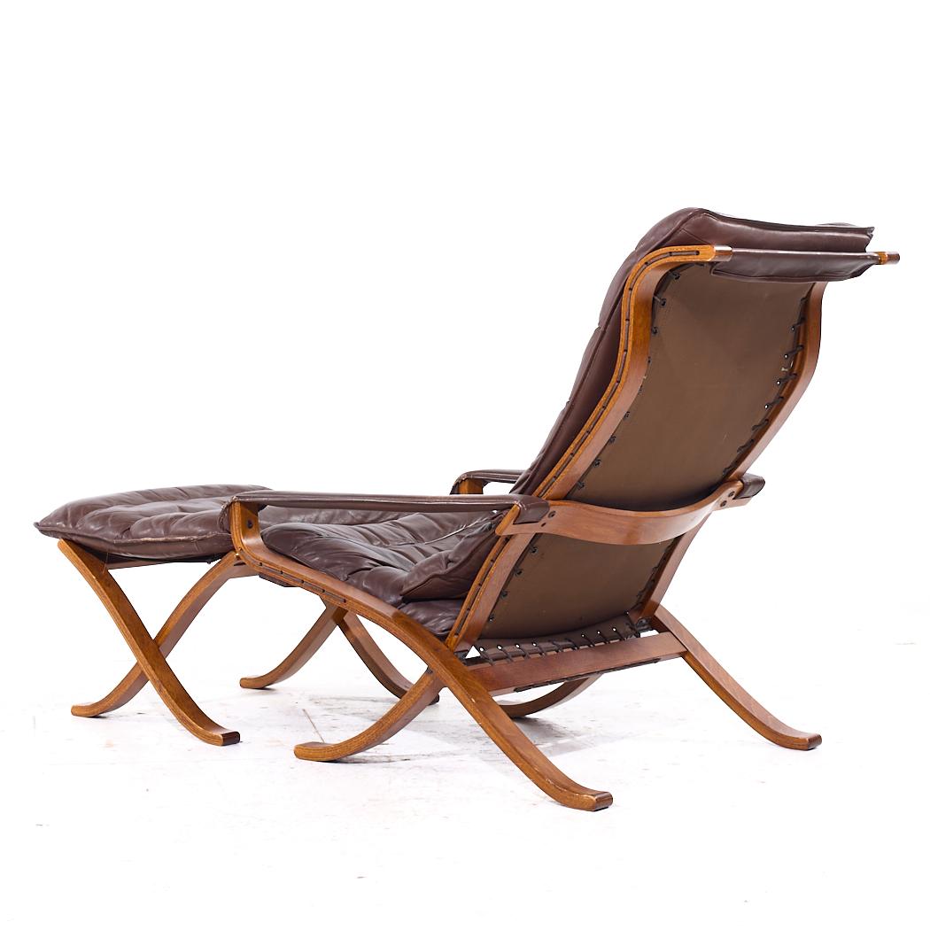 Ingmar Relling for Westnofa Mid Century Leather Lounge Chair and Ottoman In Good Condition In Countryside, IL